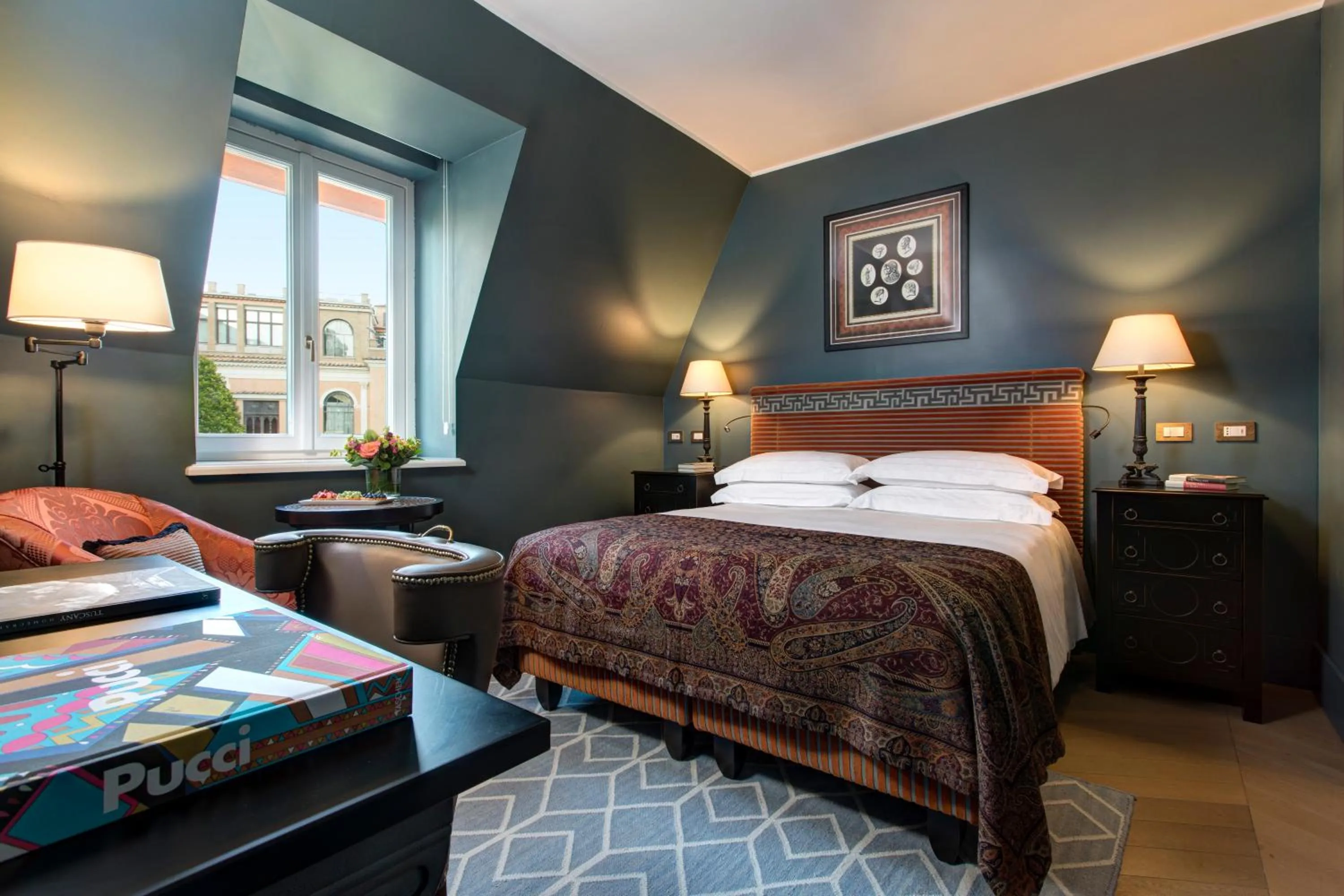 Bed in Rocco Forte Hotel De La Ville