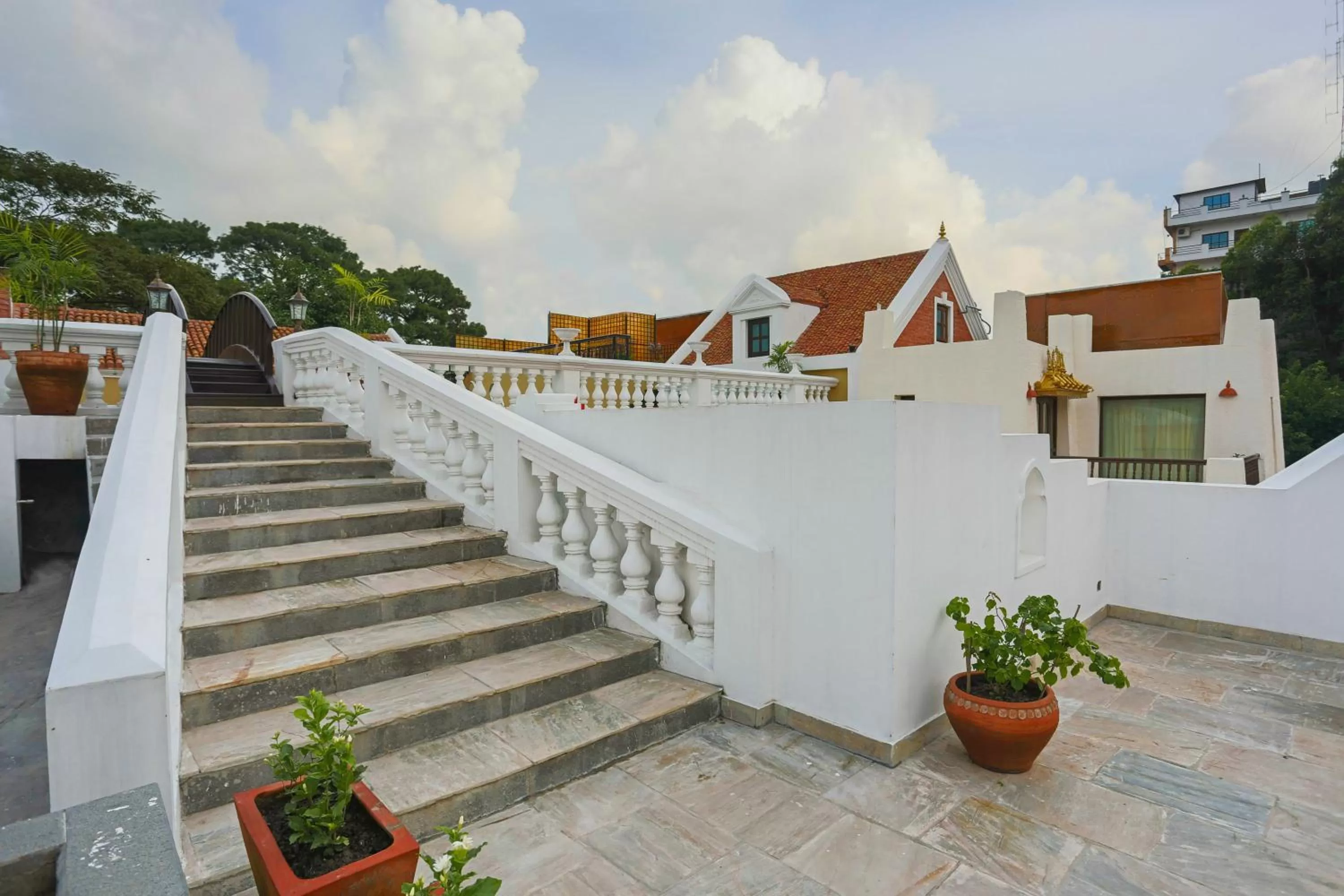 Area and facilities in Baber Mahal Vilas - The Heritage Hotel