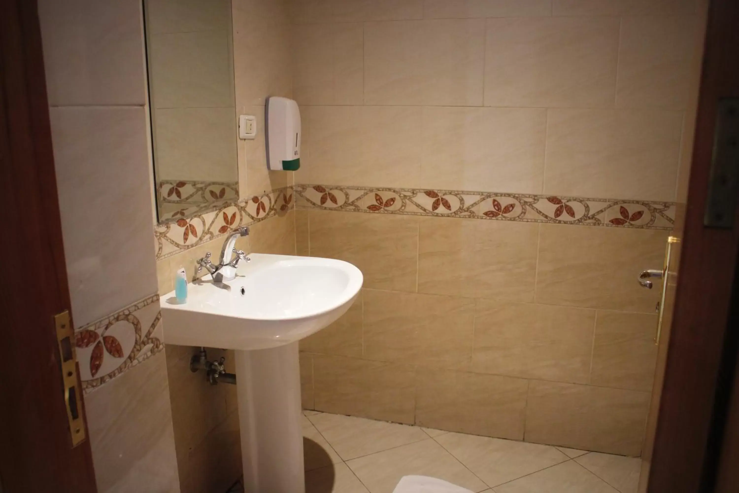 Deluxe Double or Twin Room with City View in AIFU Hotel El Montazah Alexandria Deluxe Double or Twin Room with City View in AIFU Hotel El Montazah Alexandria