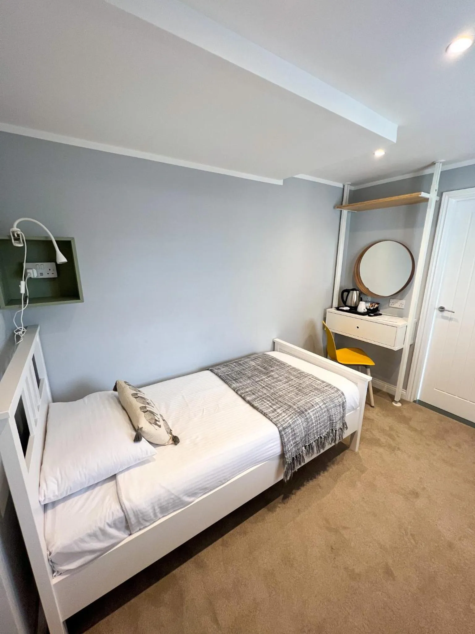 Superior Single Room - single occupancy in Bendene Townhouse - Exeter