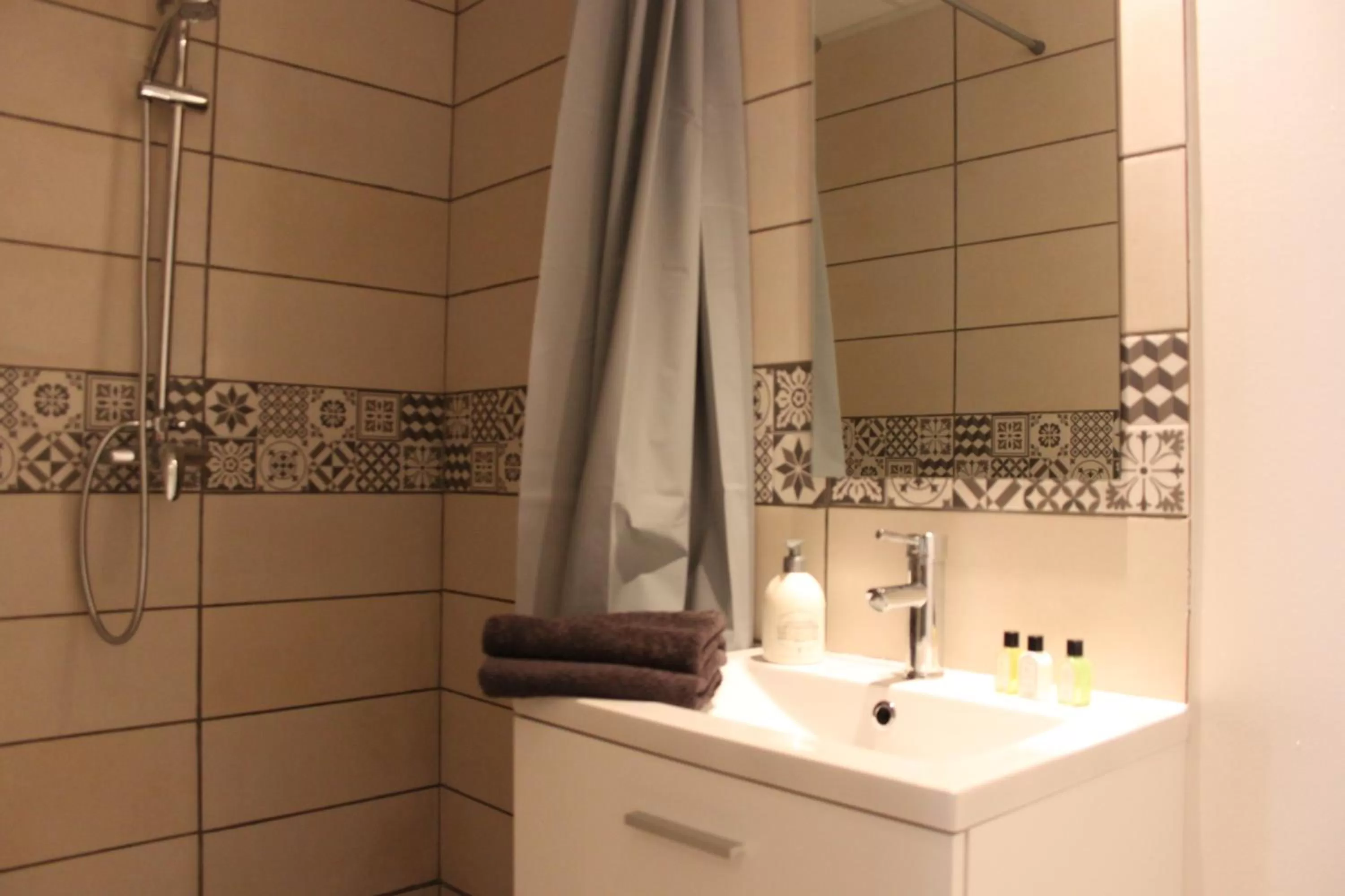 Shower in Le Domaine des Archies