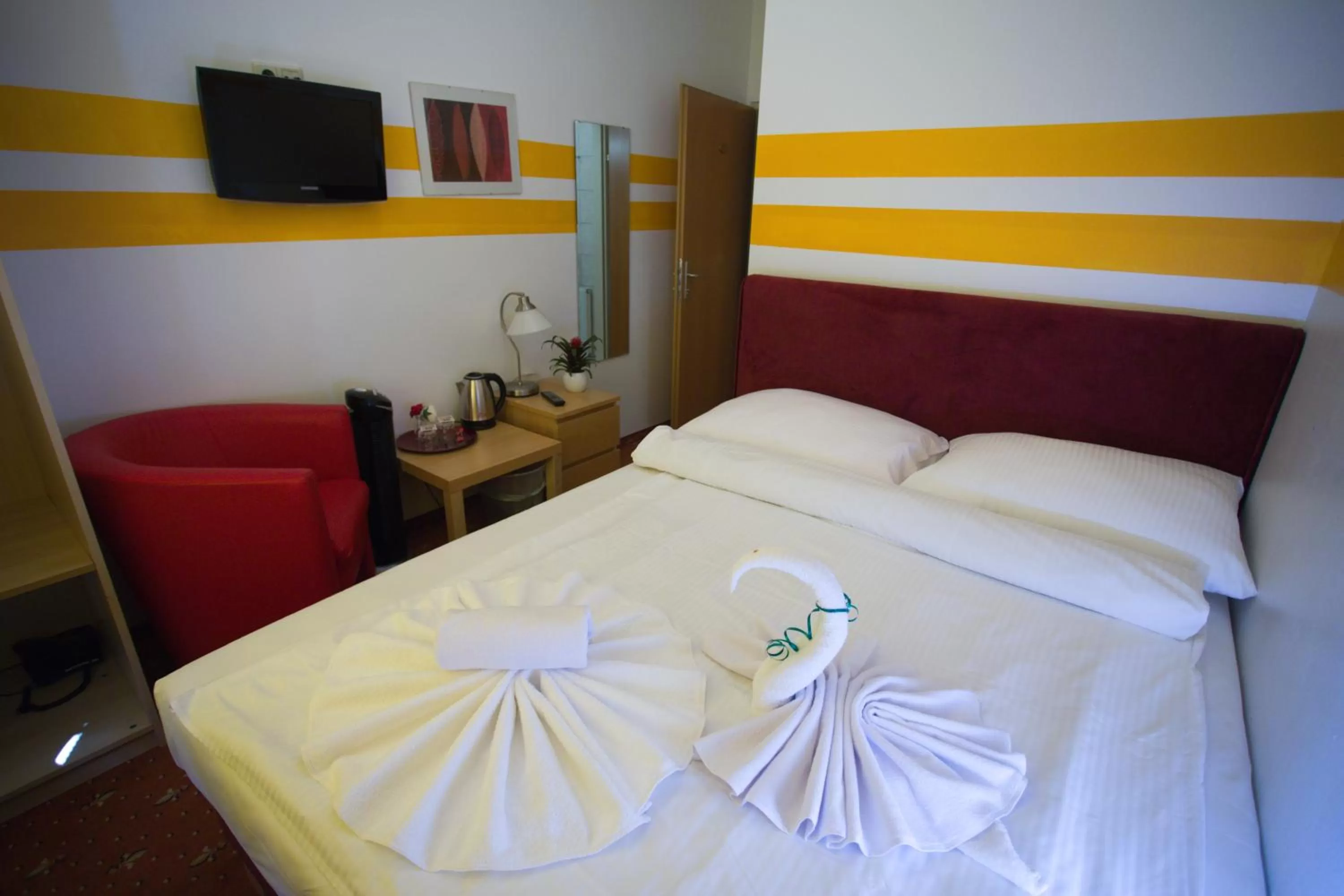 Bed in Hotel City Residence