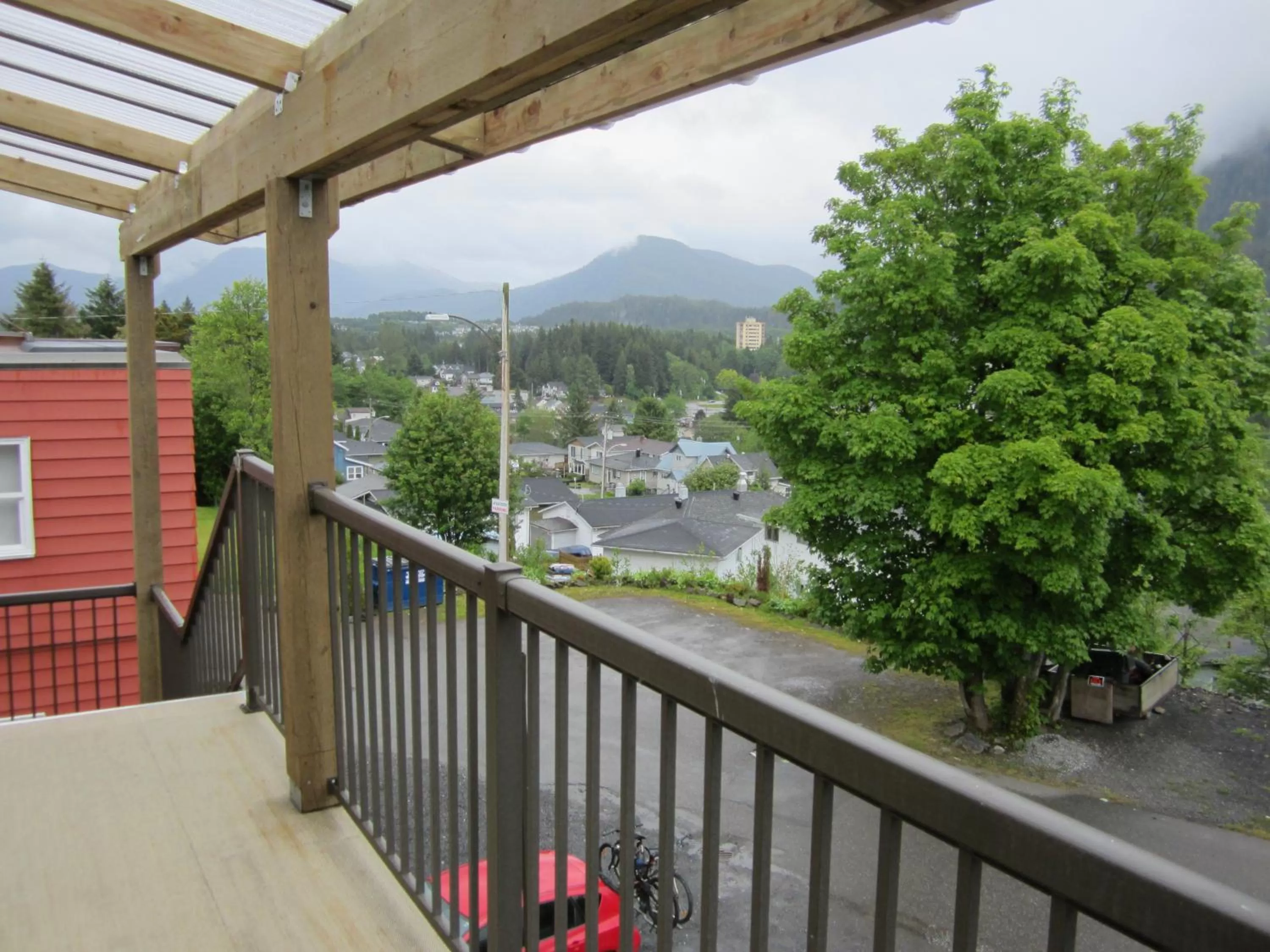 Area and facilities in Black Rooster Guesthouse