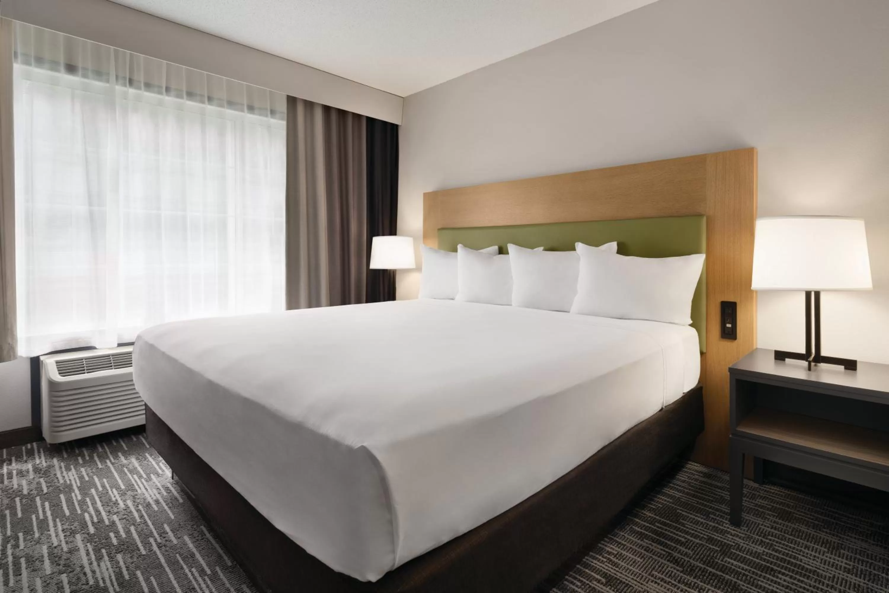 Country Inn & Suites by Radisson, Detroit Lakes, MN