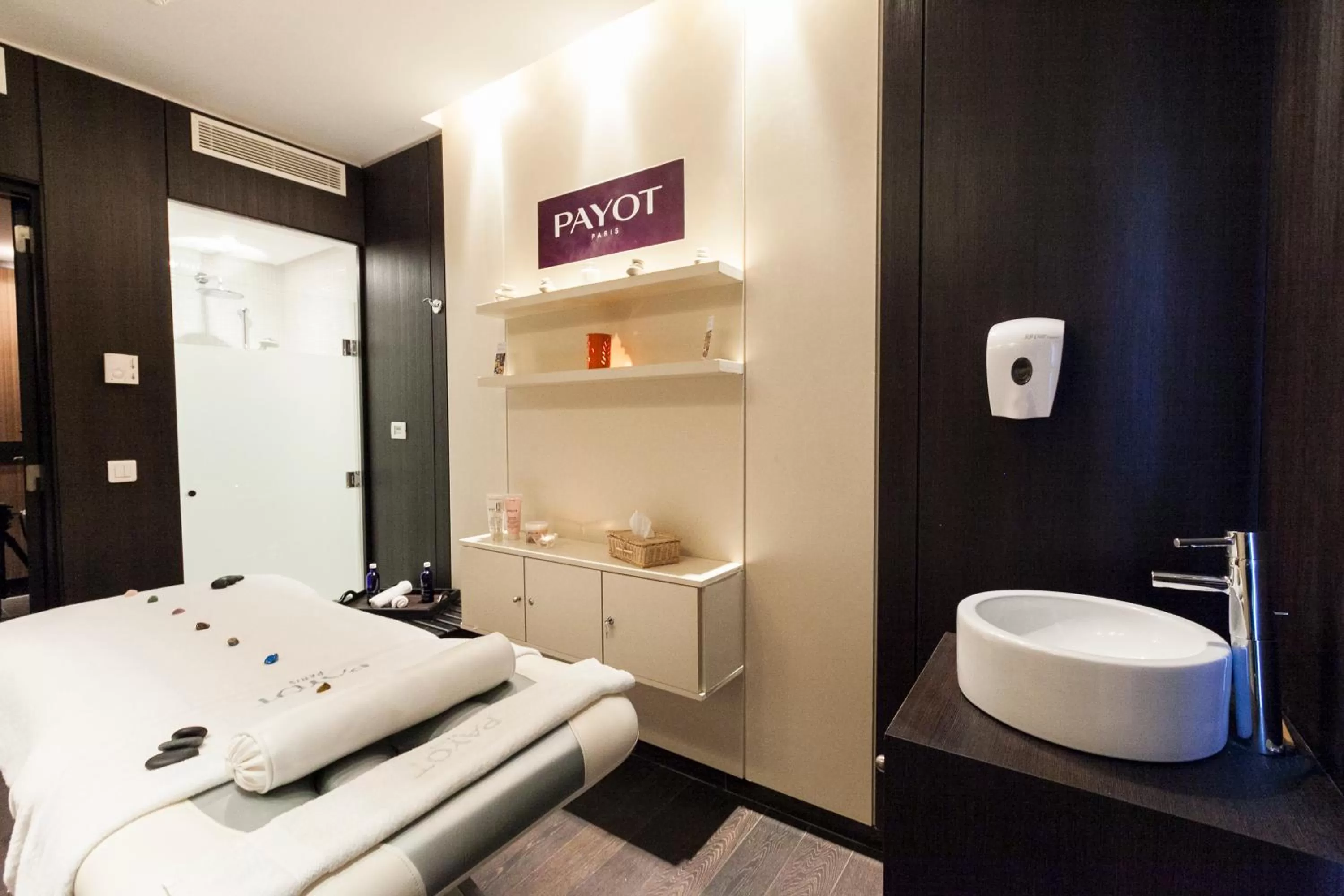 Fitness centre/facilities, Bed in Novotel Tunis