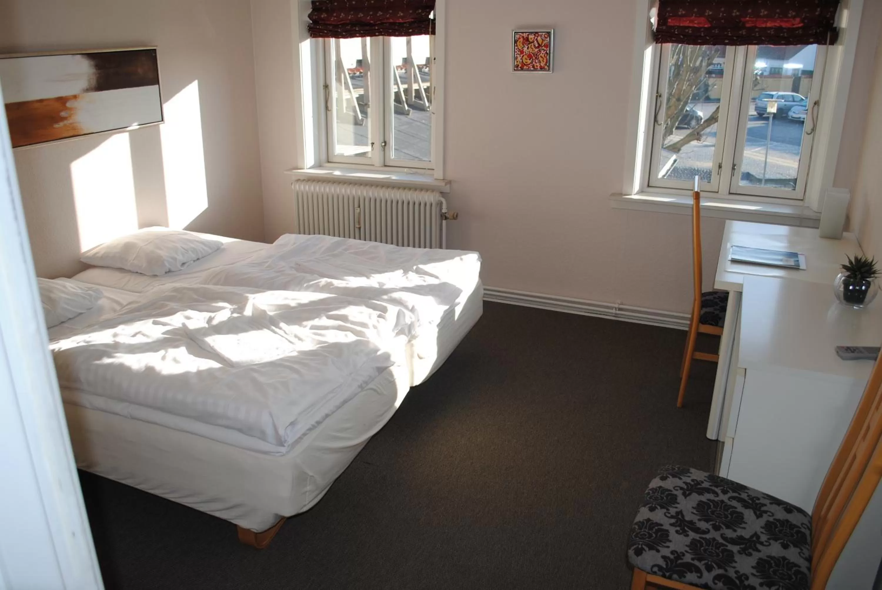 Double or Twin Room with Shared Bathroom in Det Lille Hotel