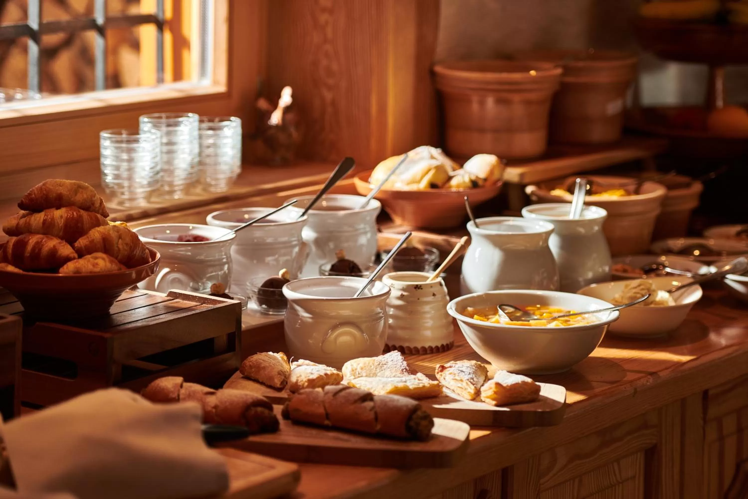 Buffet breakfast in Penzion Berc