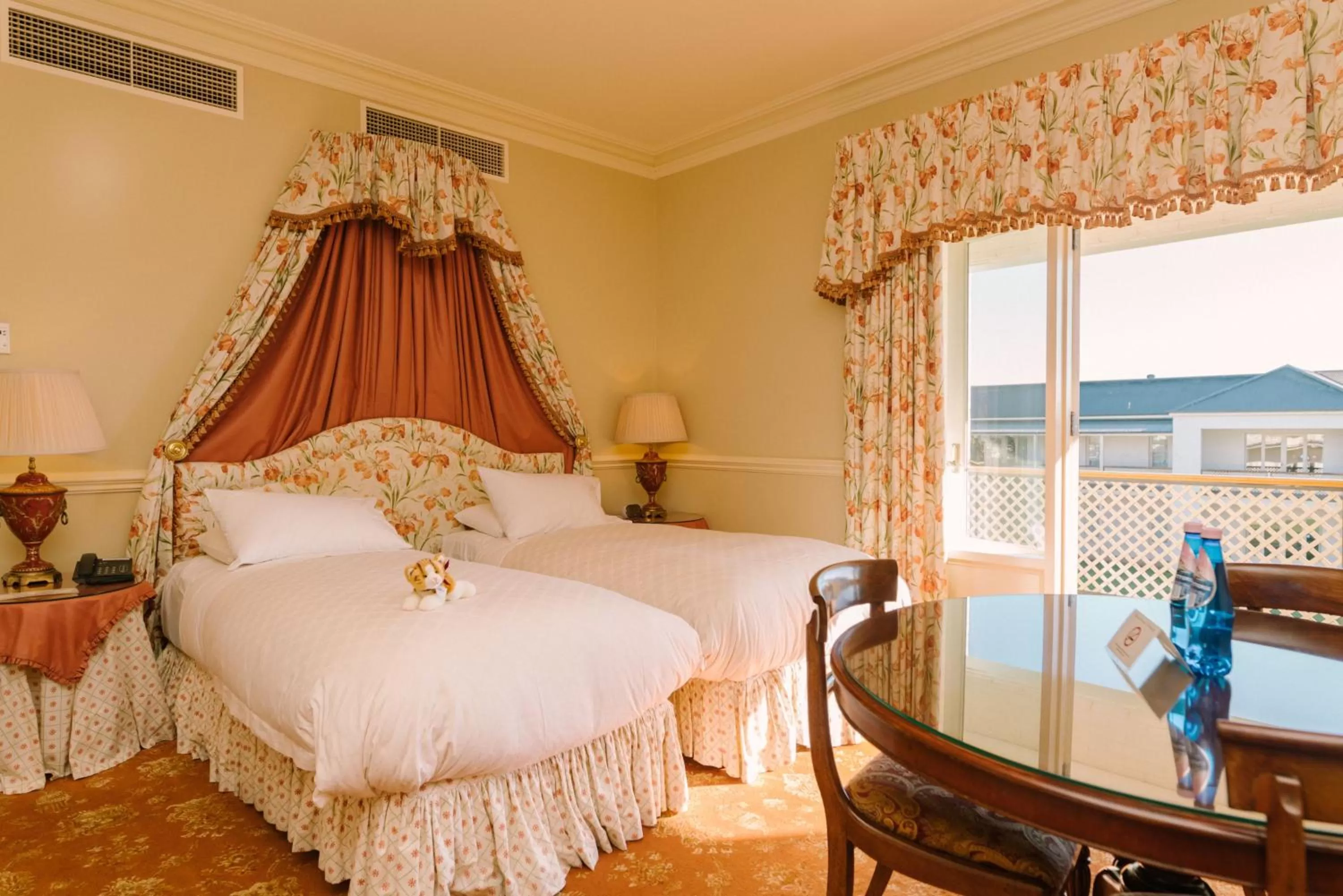 Bed in Chateau Yering