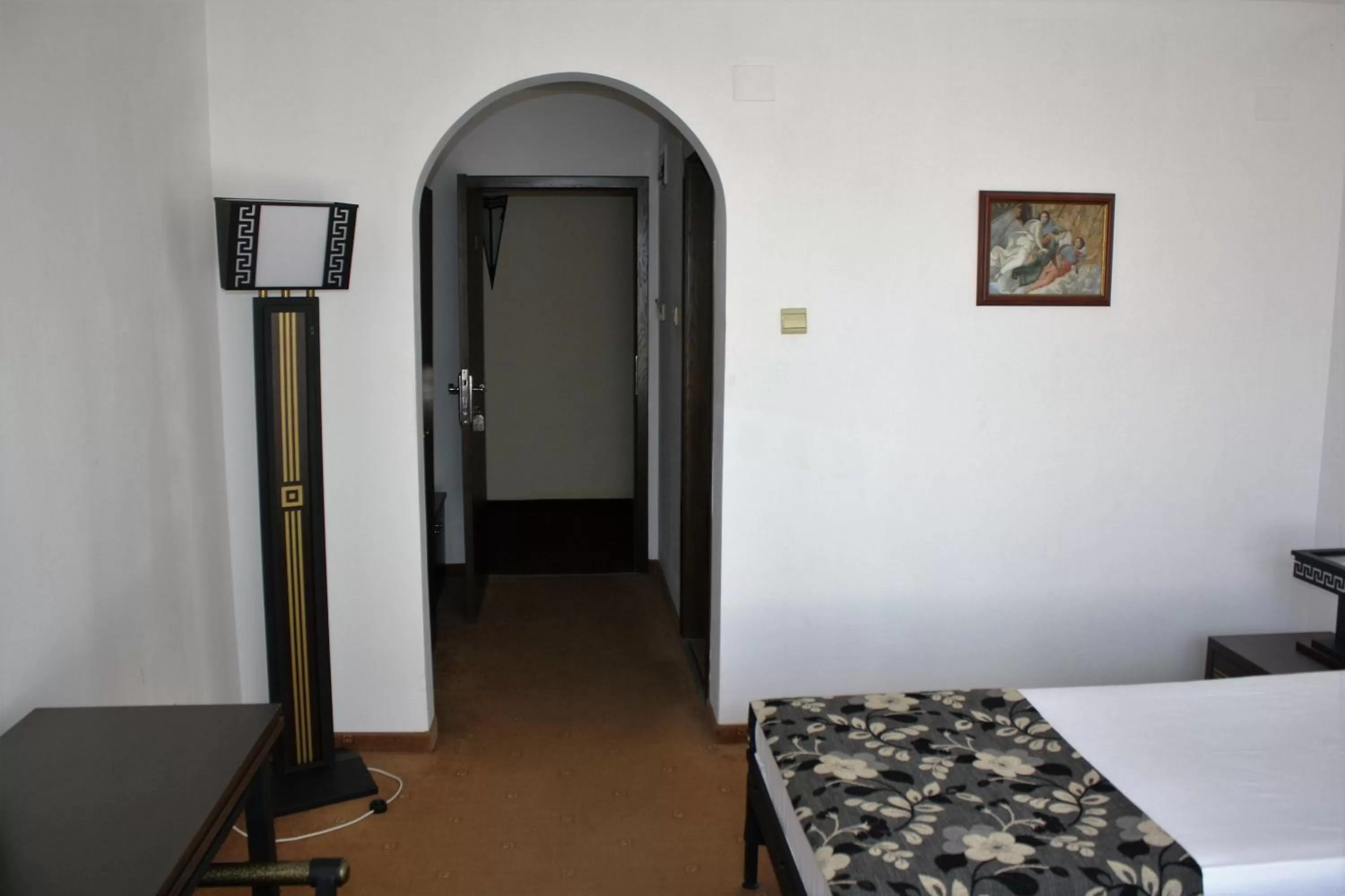 Photo of the whole room, TV/Entertainment Center in Hotel Villa Verde