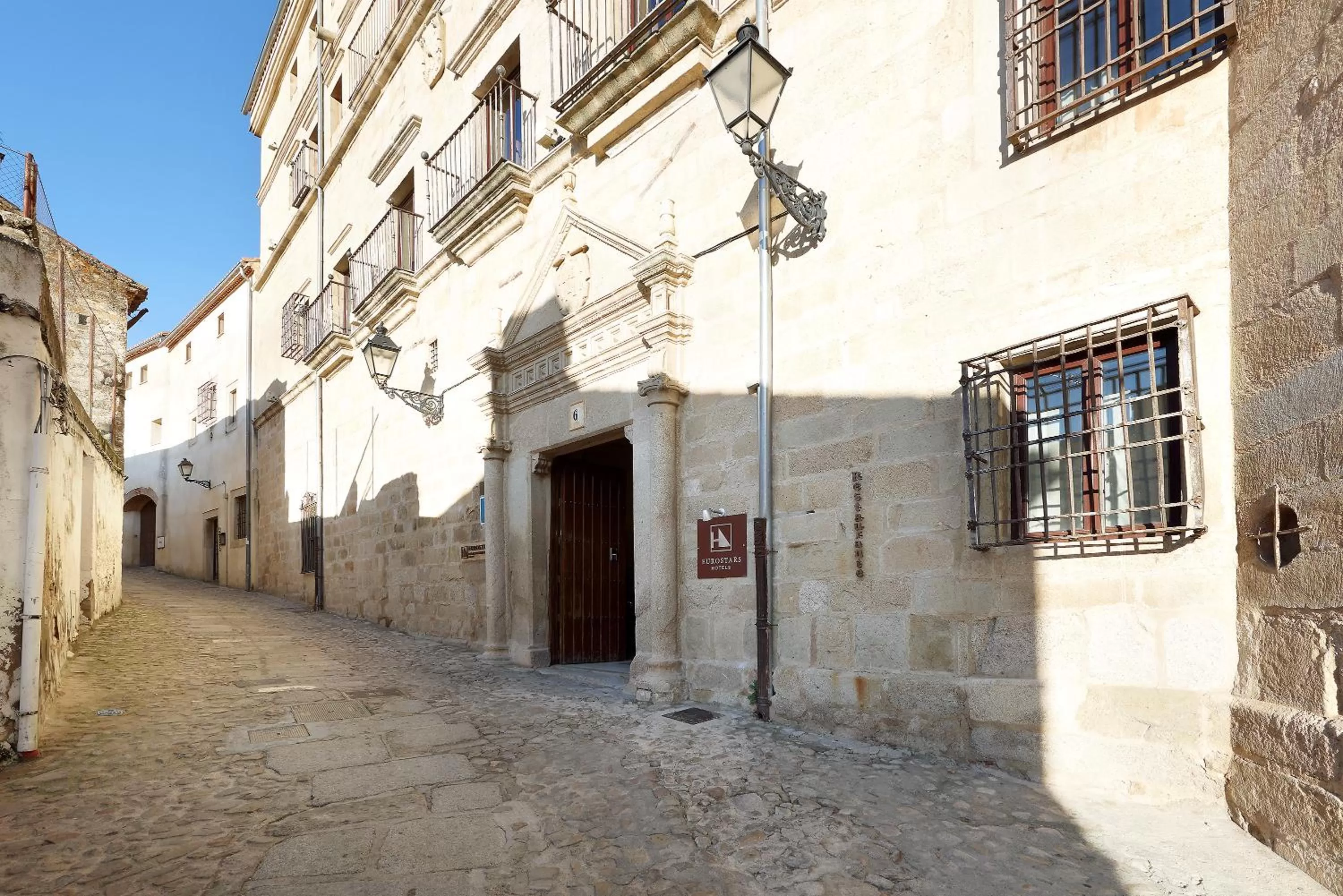 Facade/entrance in Eurostars Palacio de Santa Marta
