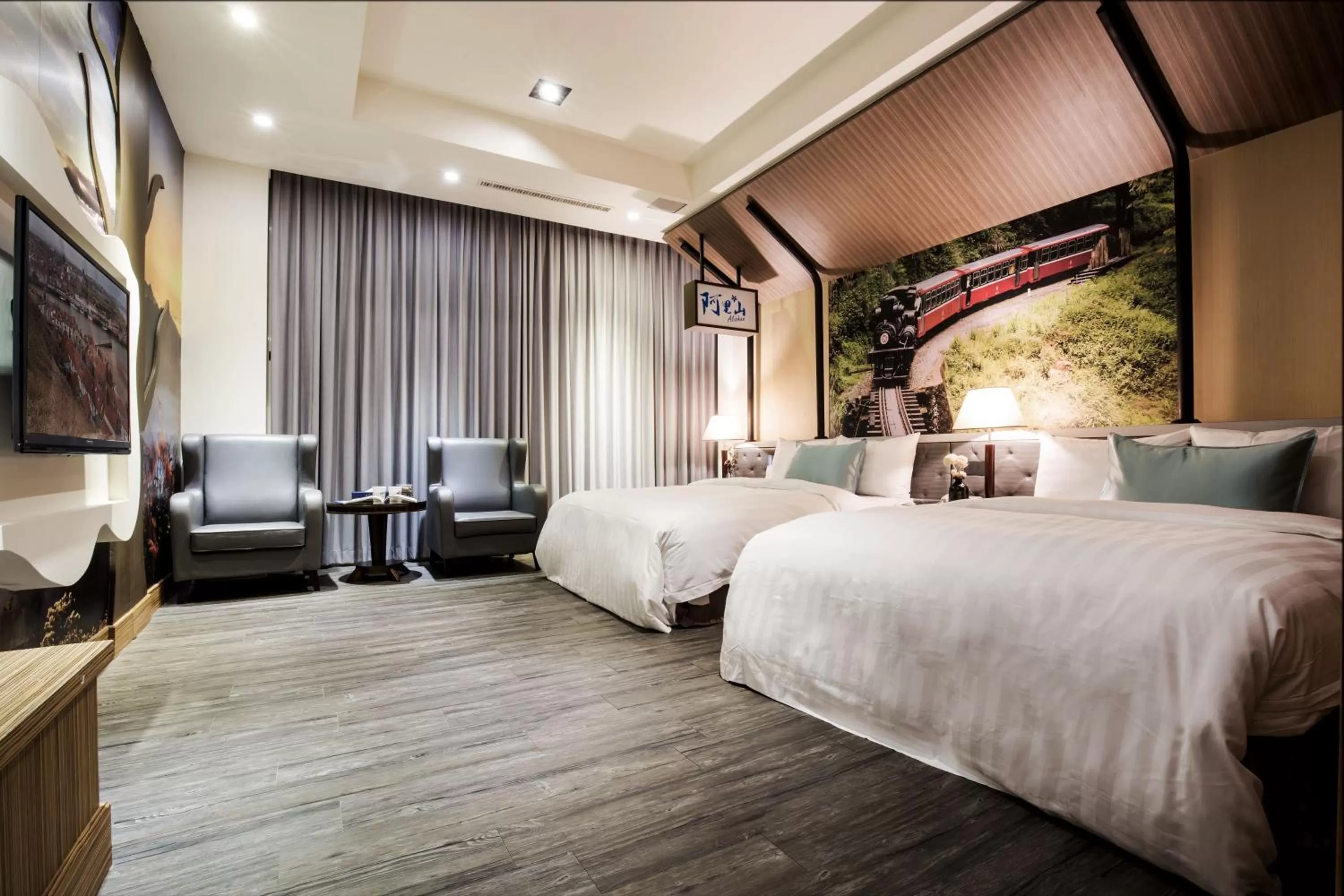 Photo of the whole room, Bed in Duo Romance Hotel