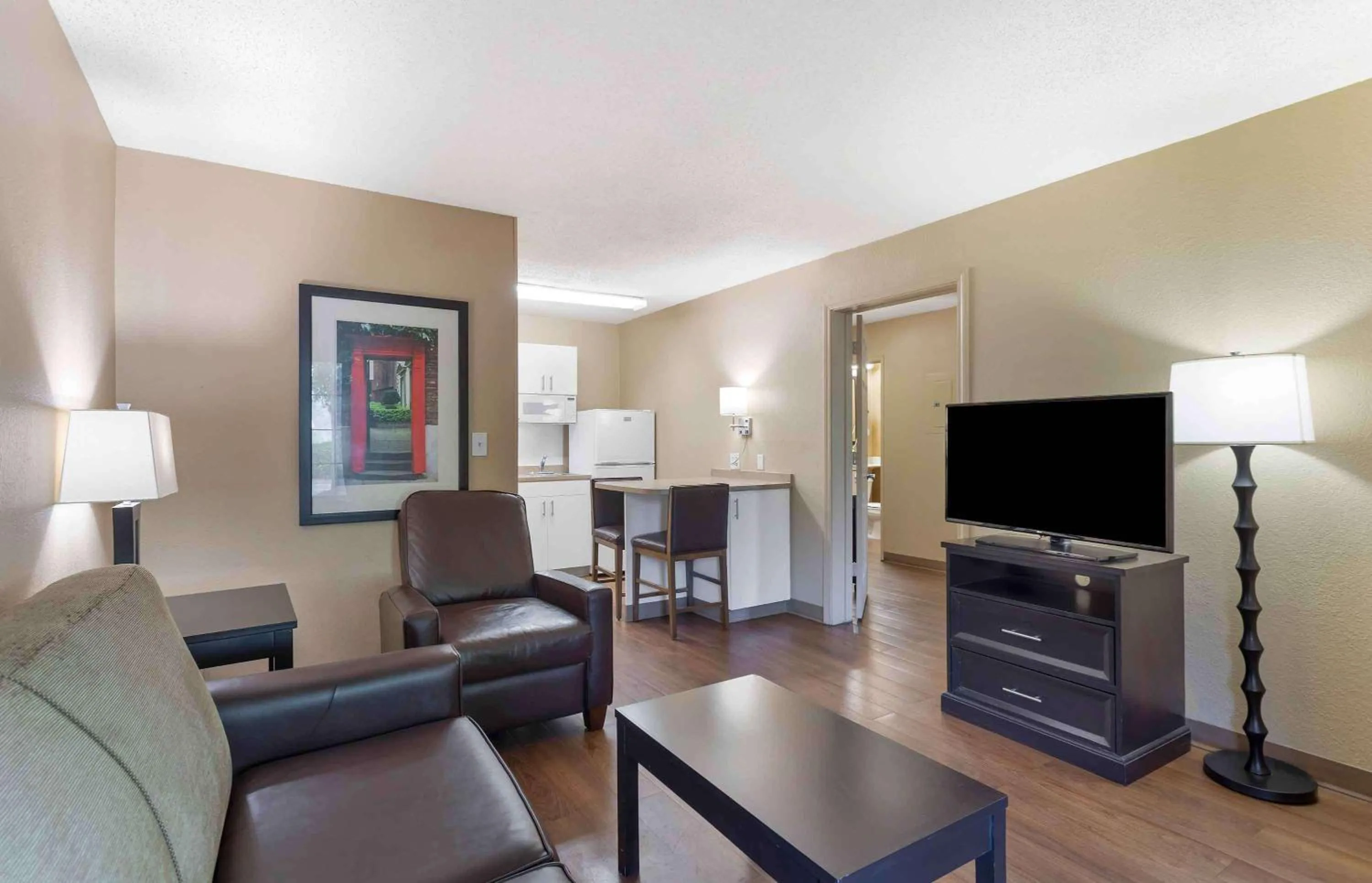 Bedroom in Extended Stay America Suites - Portland - Tigard