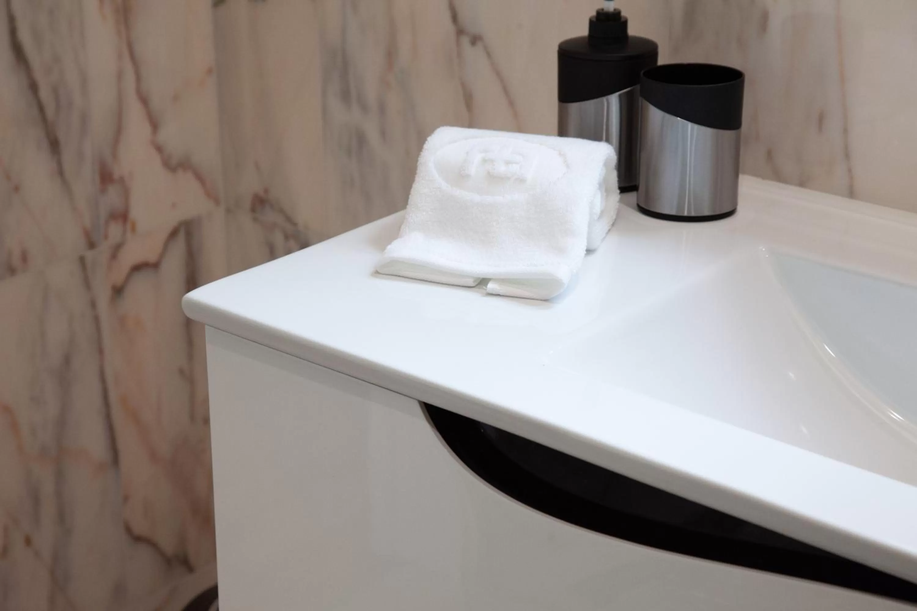 towels, Bathroom in TM Luxury Apartments Lisbon