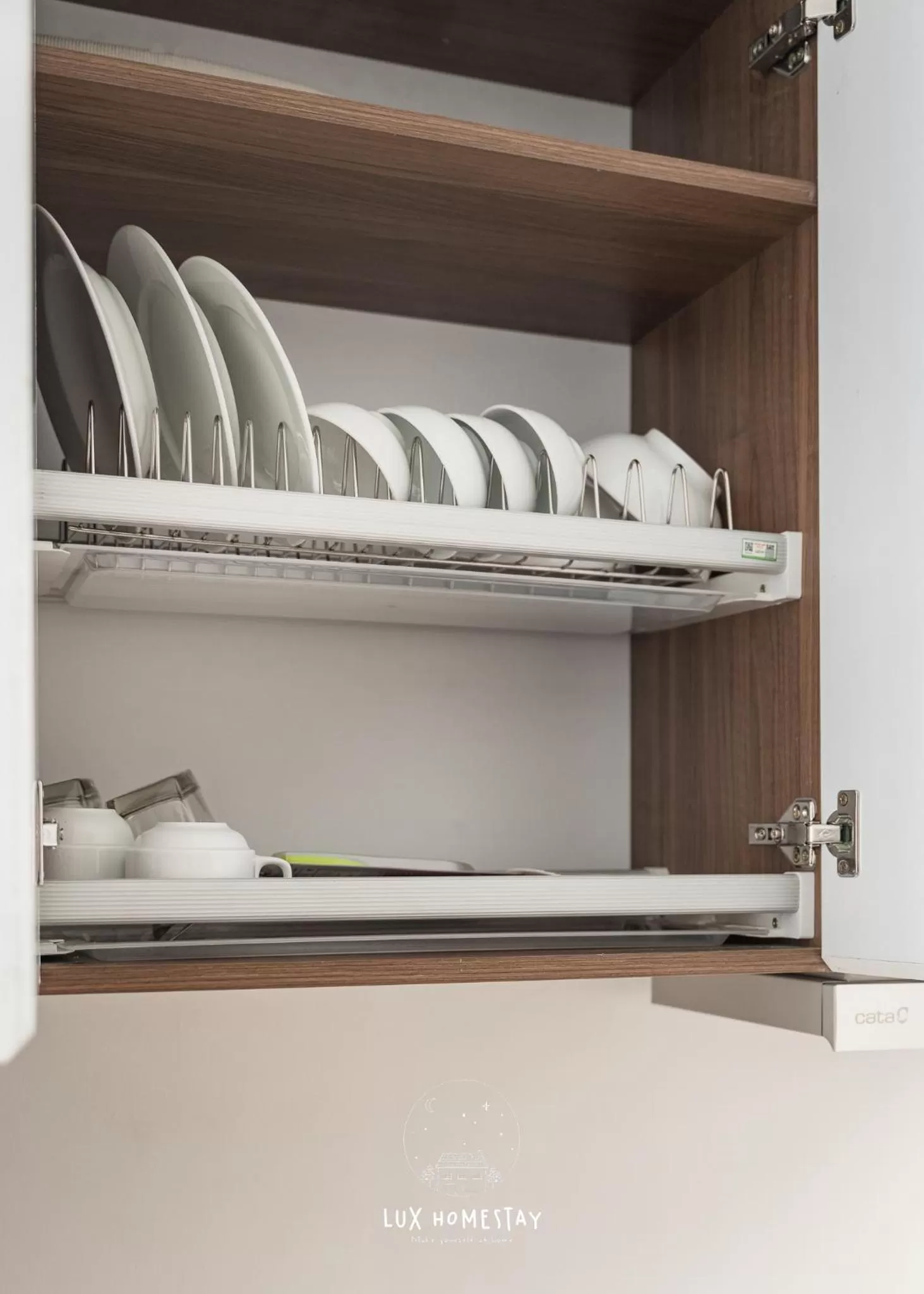 Kitchen or kitchenette in Lux Westlake Studio