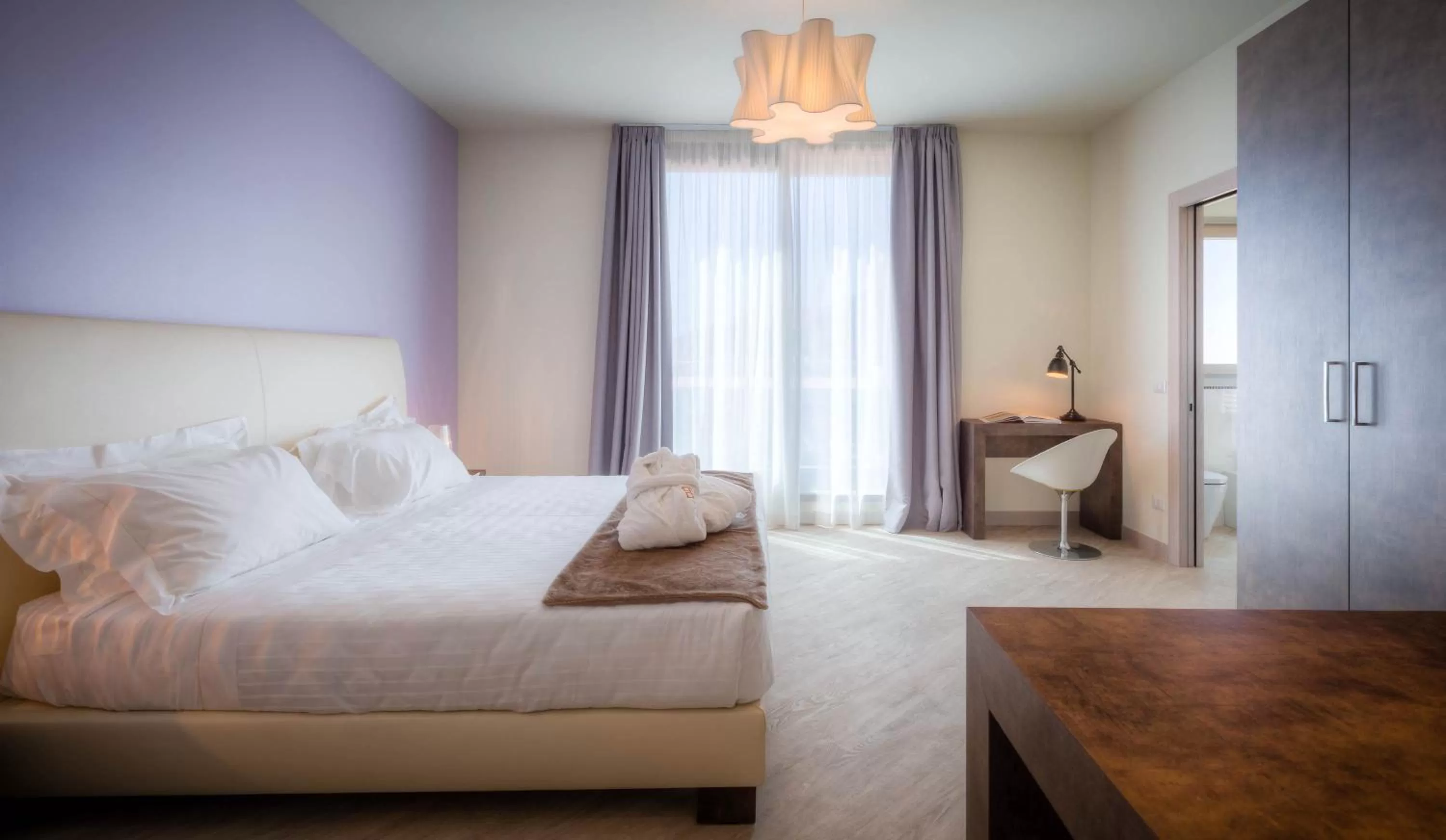 Bedroom, Bed in Forte16 View & SPA