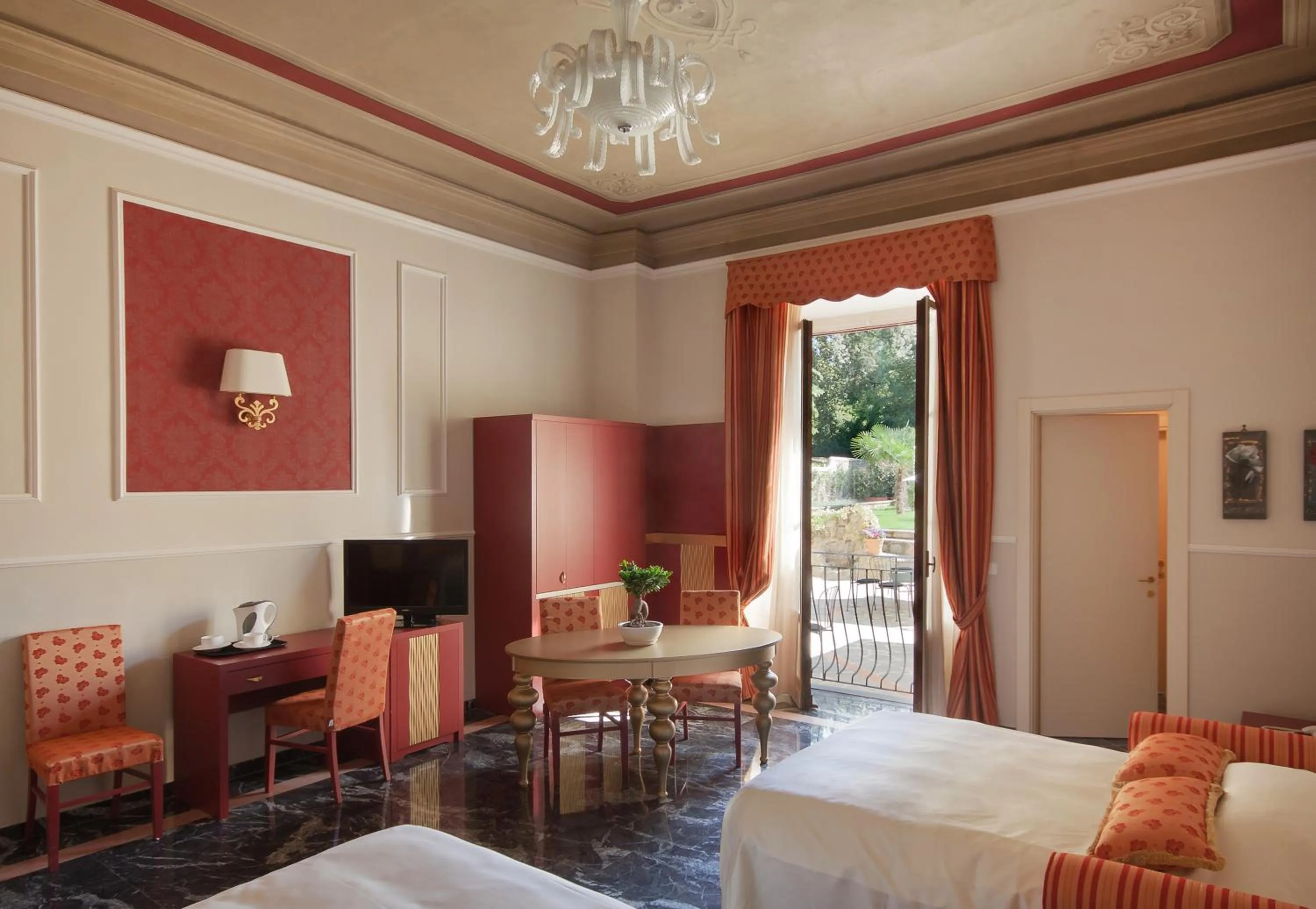 Photo of the whole room, Bed in Relais La Corte di Cloris