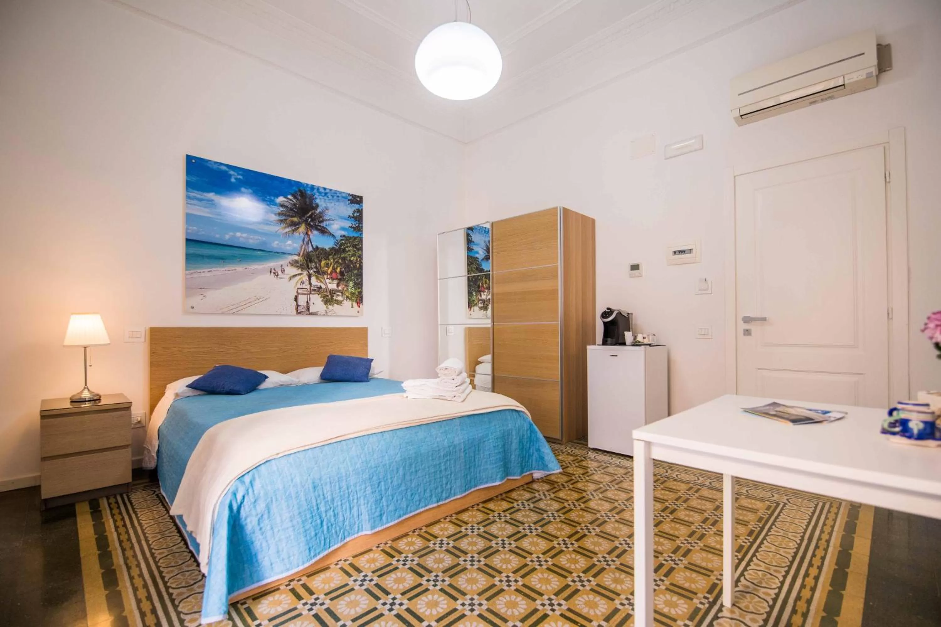 Photo of the whole room, Bed in Bed&Breakfast Salerno