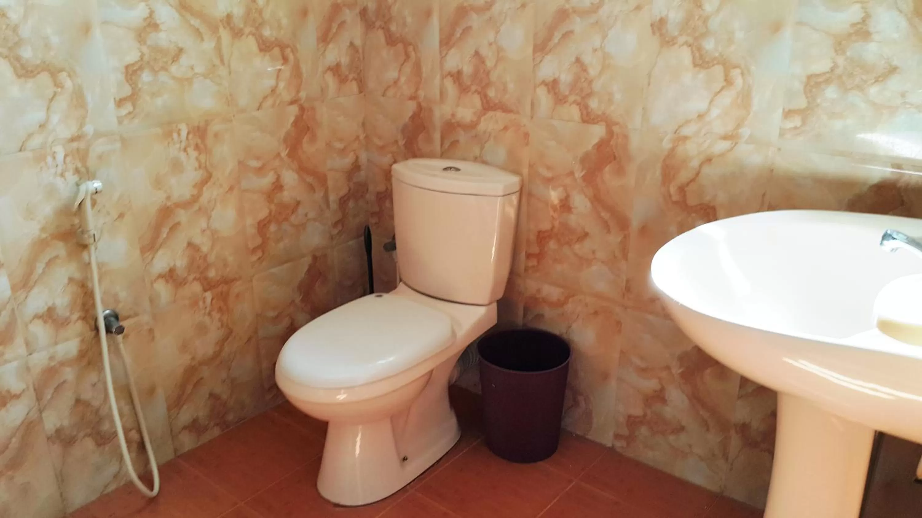 Bathroom in Pearl Resort Mirissa