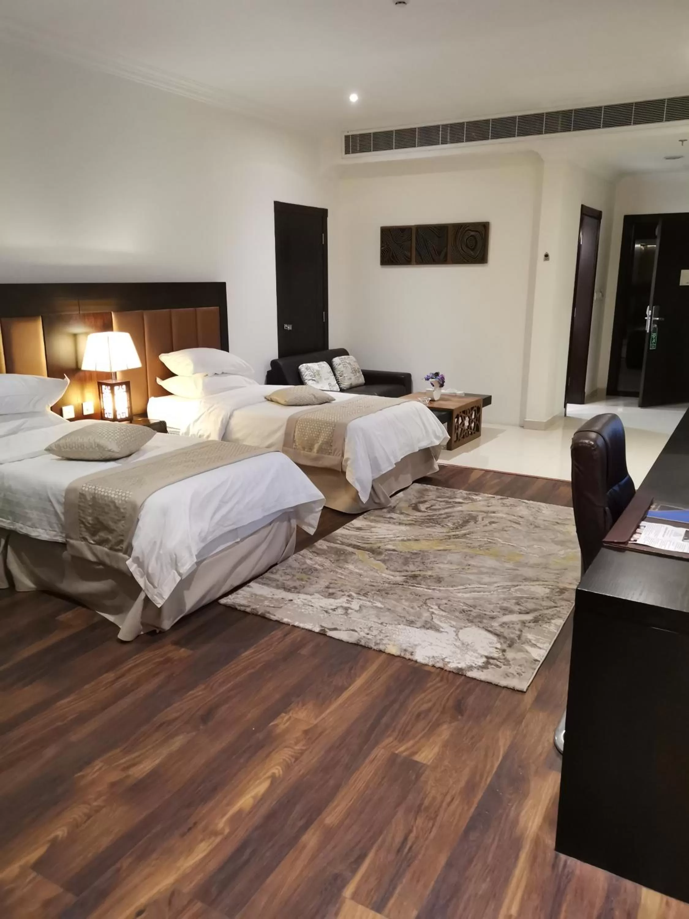 Photo of the whole room, Bed in Sunday Millennia Hotel