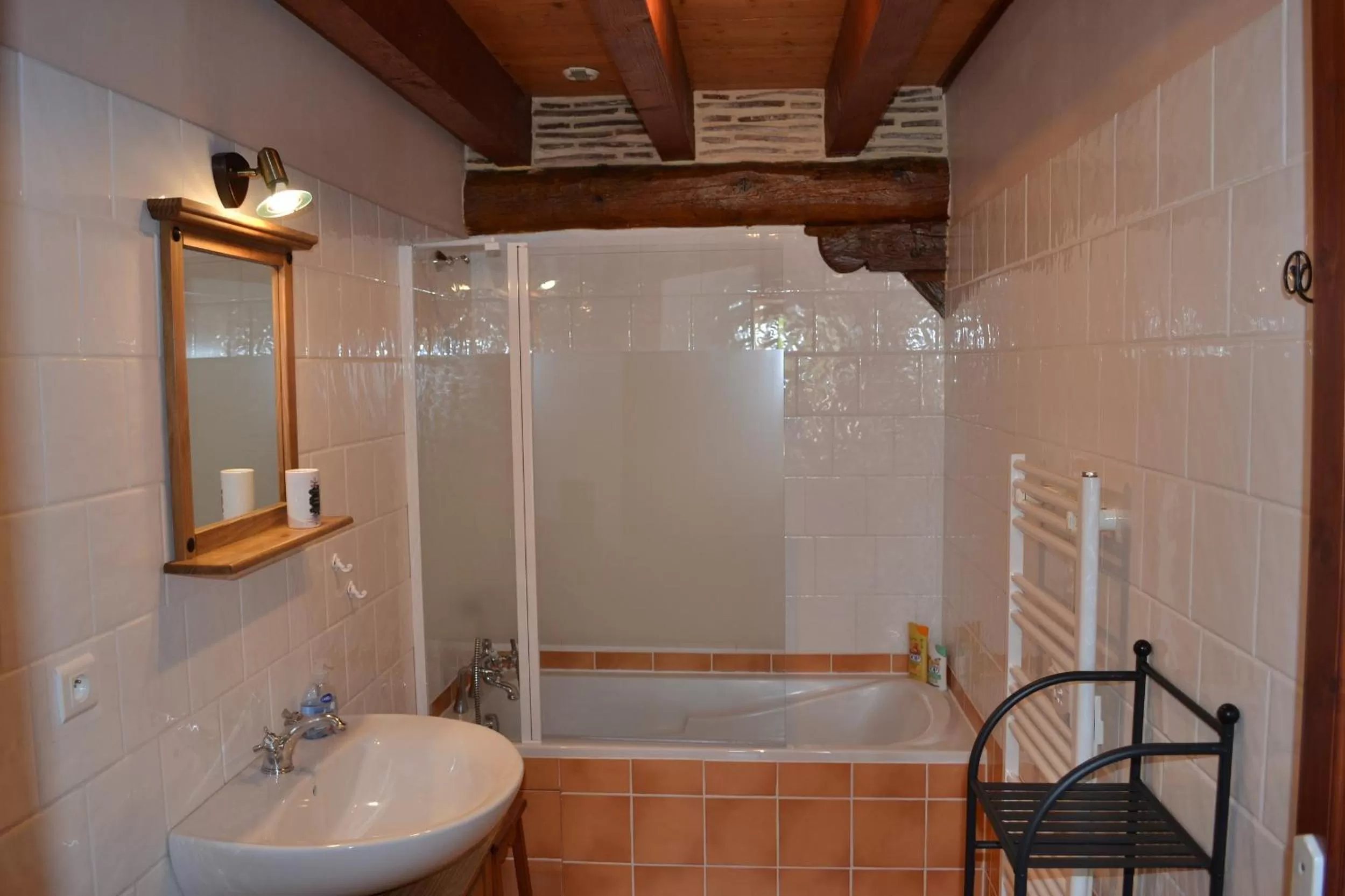 Toilet in Chambres d'Hôtes Le Moulin à Epices