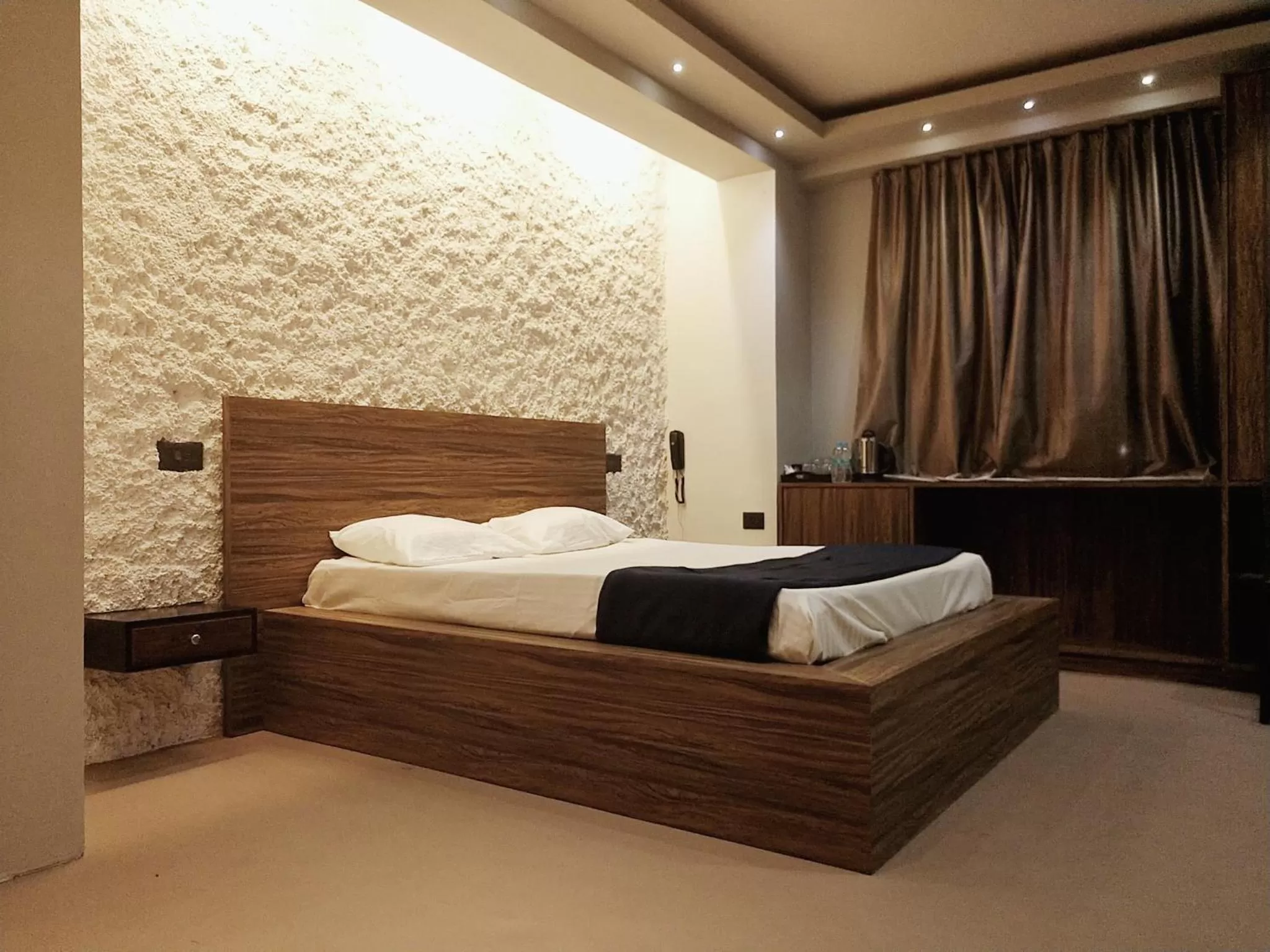 Bed in Rockski Boutique Bed & Breakfast