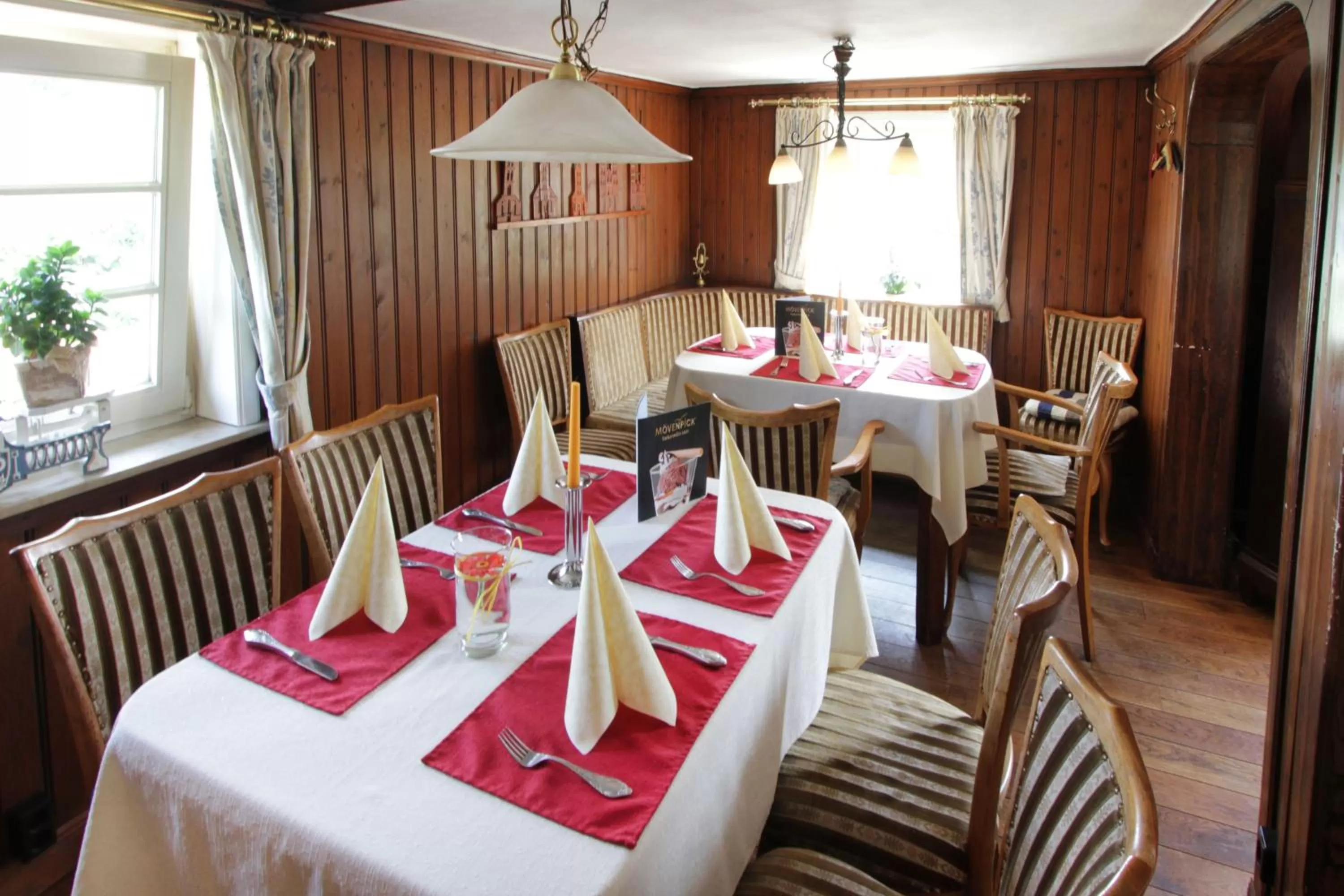 Restaurant/places to eat in Nobis Krug