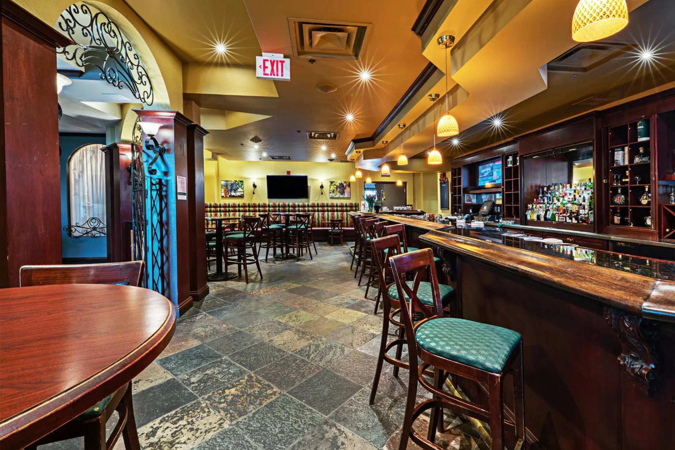 Lounge or bar in The Casablanca Hotel