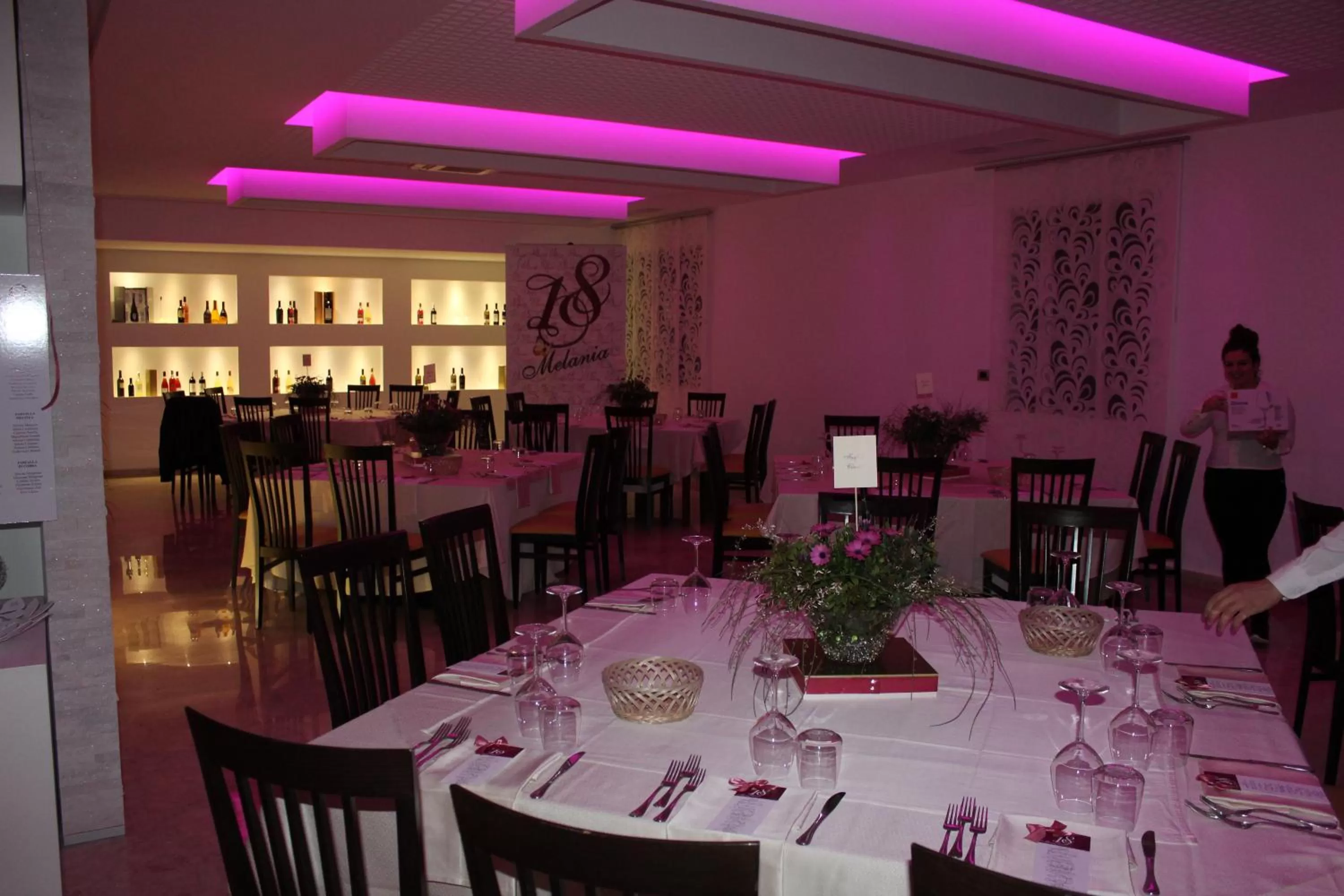 Restaurant/places to eat in Hotel Miramare