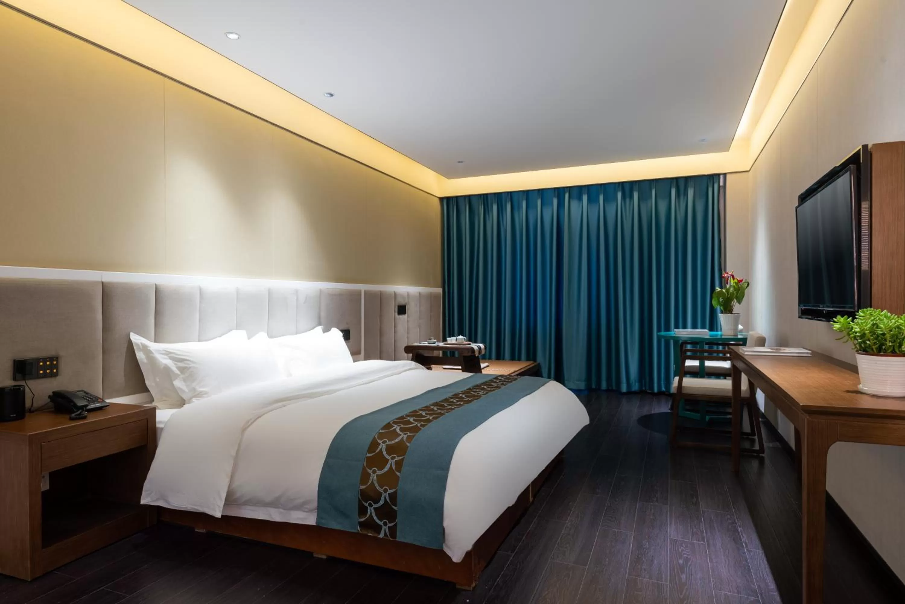 Bed in Chinese Culture Holiday Hotel - Nanluoguxiang
