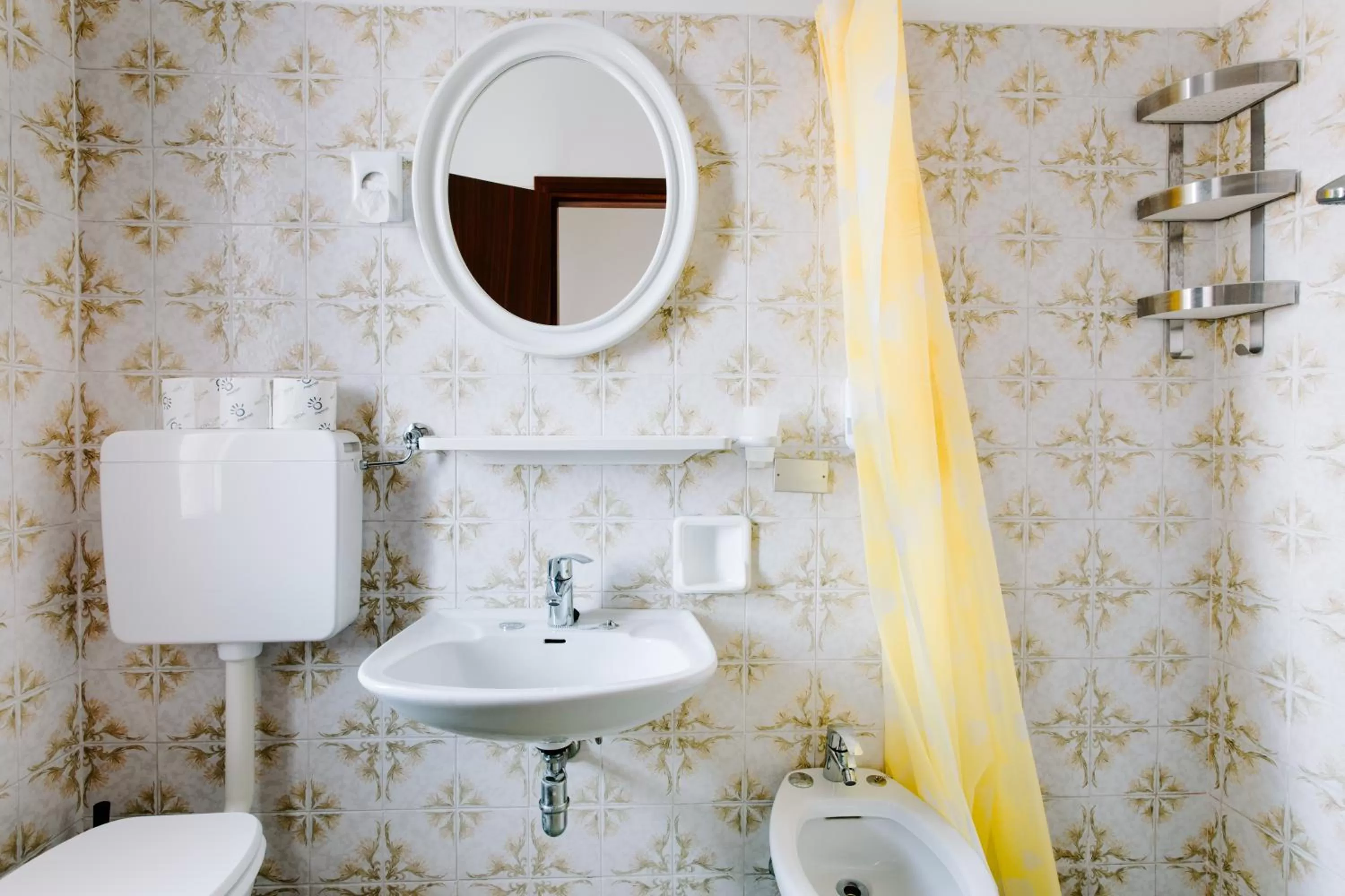 Toilet in Hotel Villa Claudia