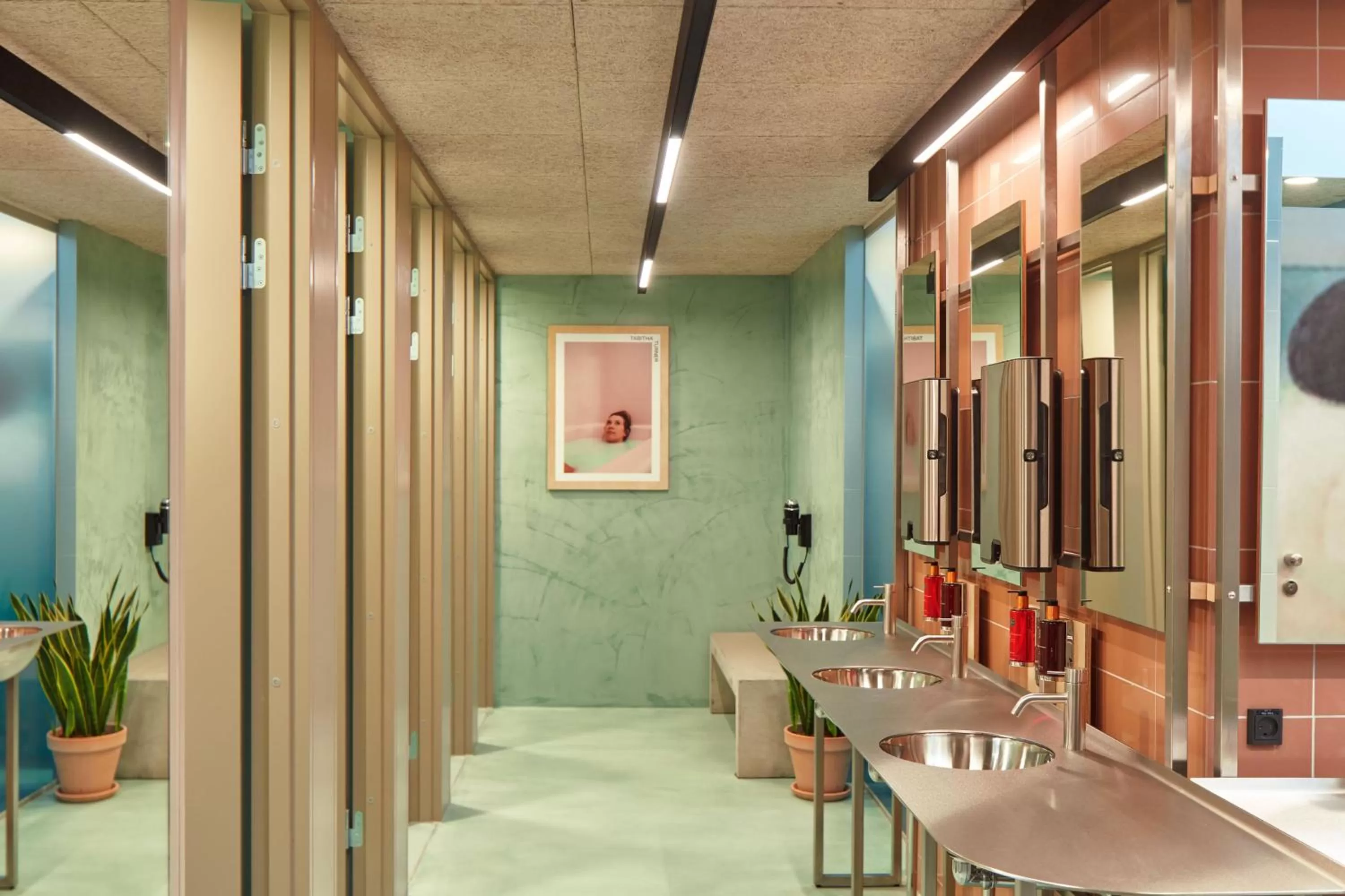 Bathroom in CityHub Copenhagen