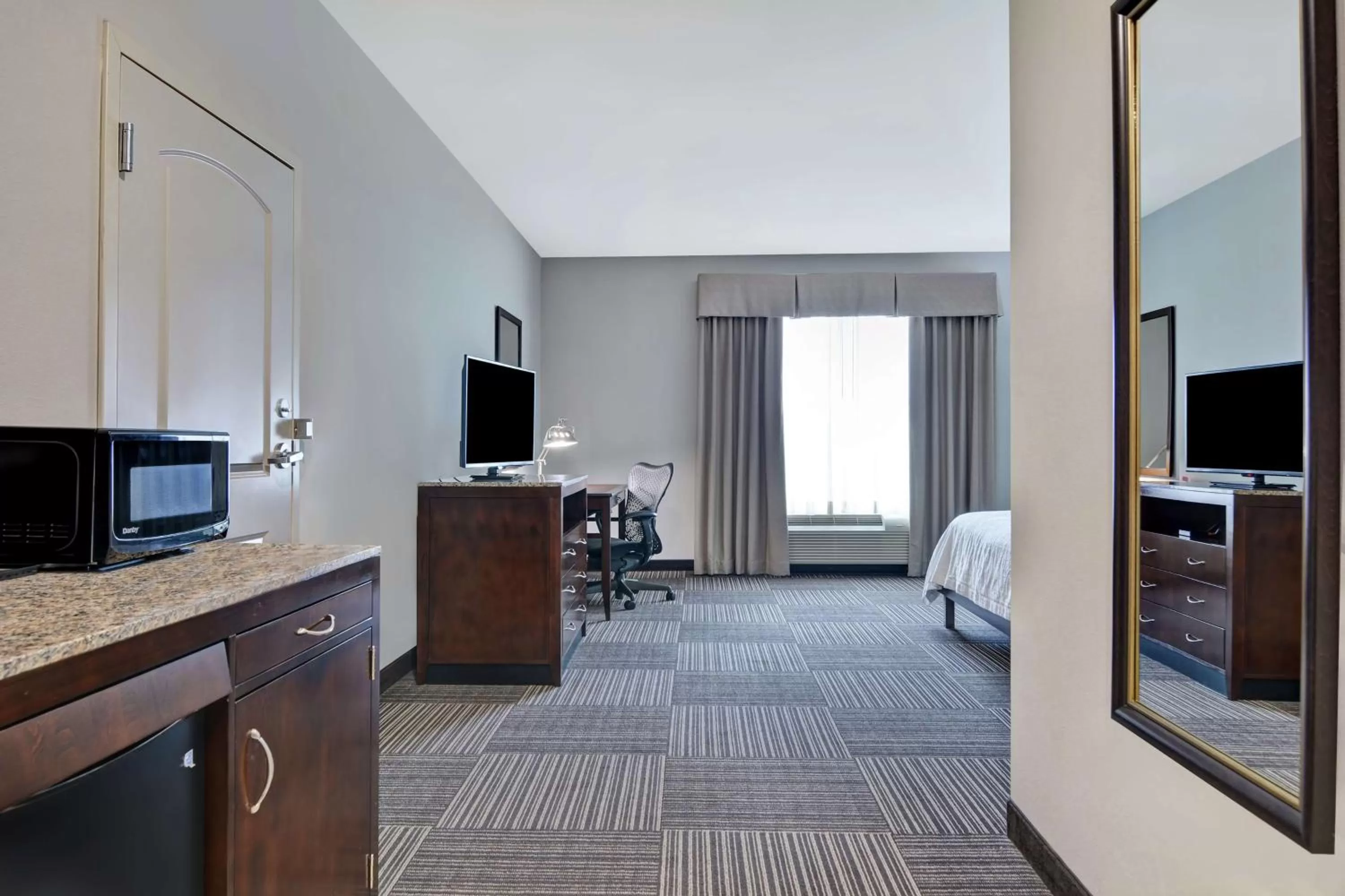 Bedroom in Hilton Garden Inn and Fayetteville Convention Center