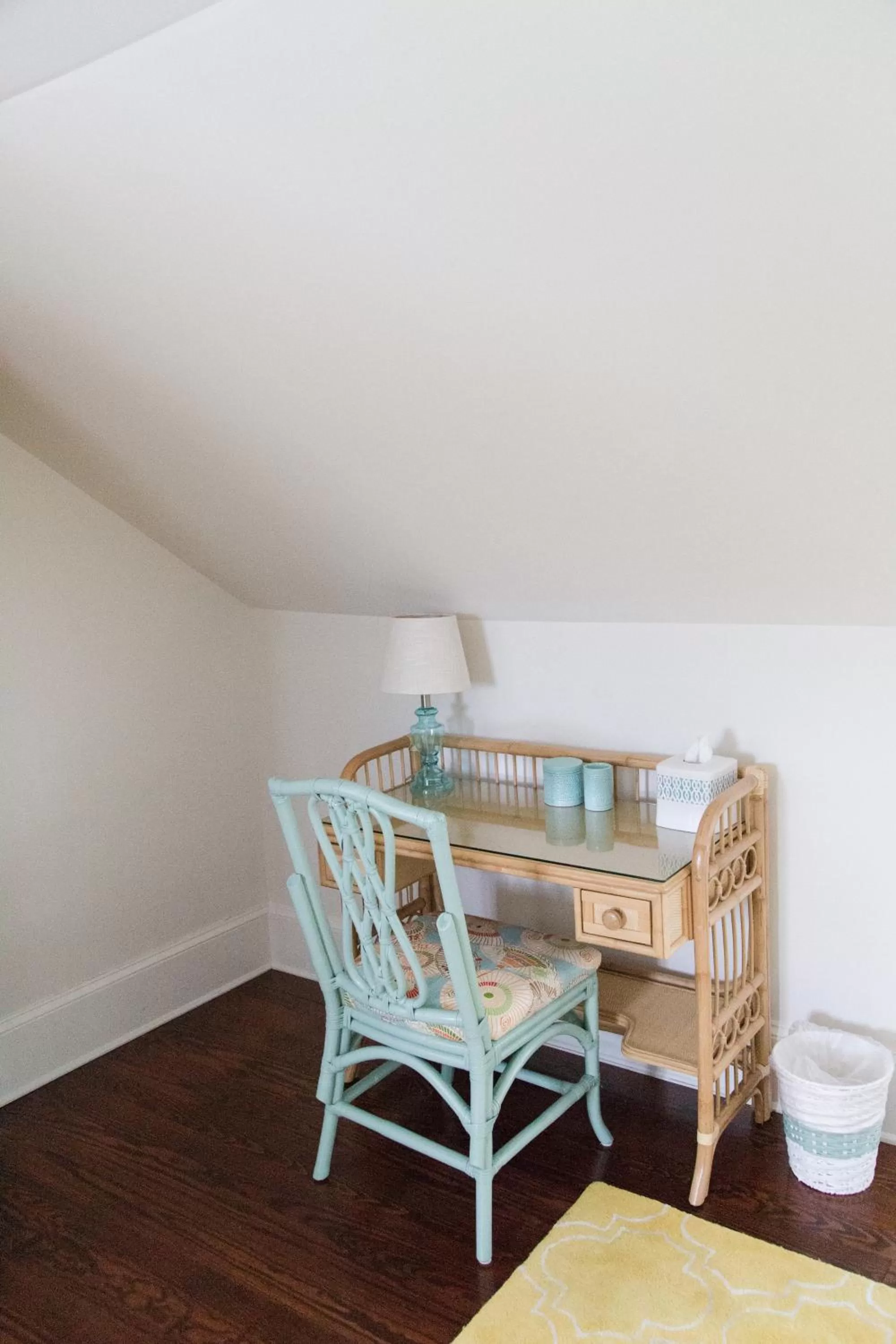 Seating area in Inn at Evergreen