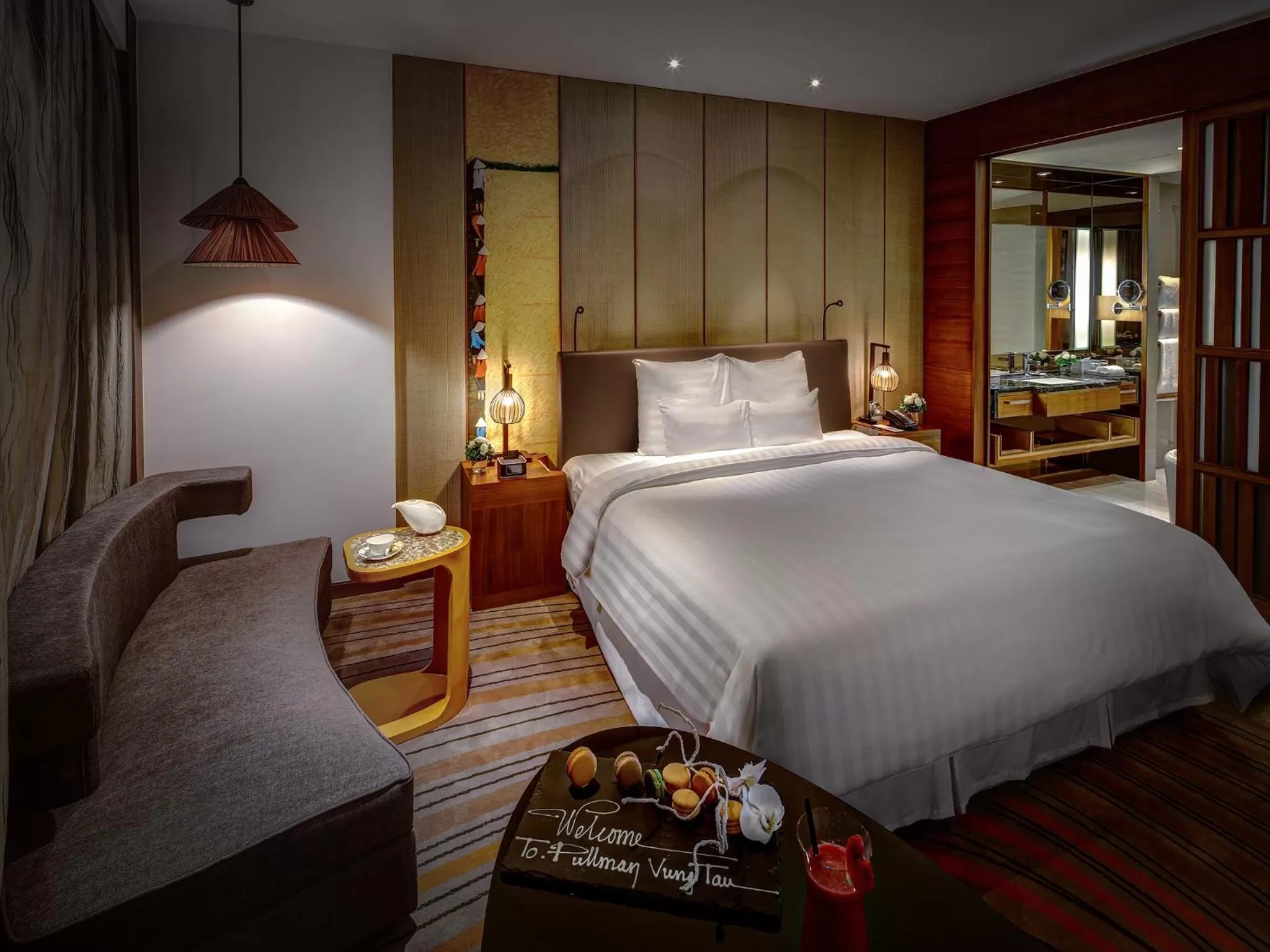 Photo of the whole room, Bed in Pullman Vung Tau