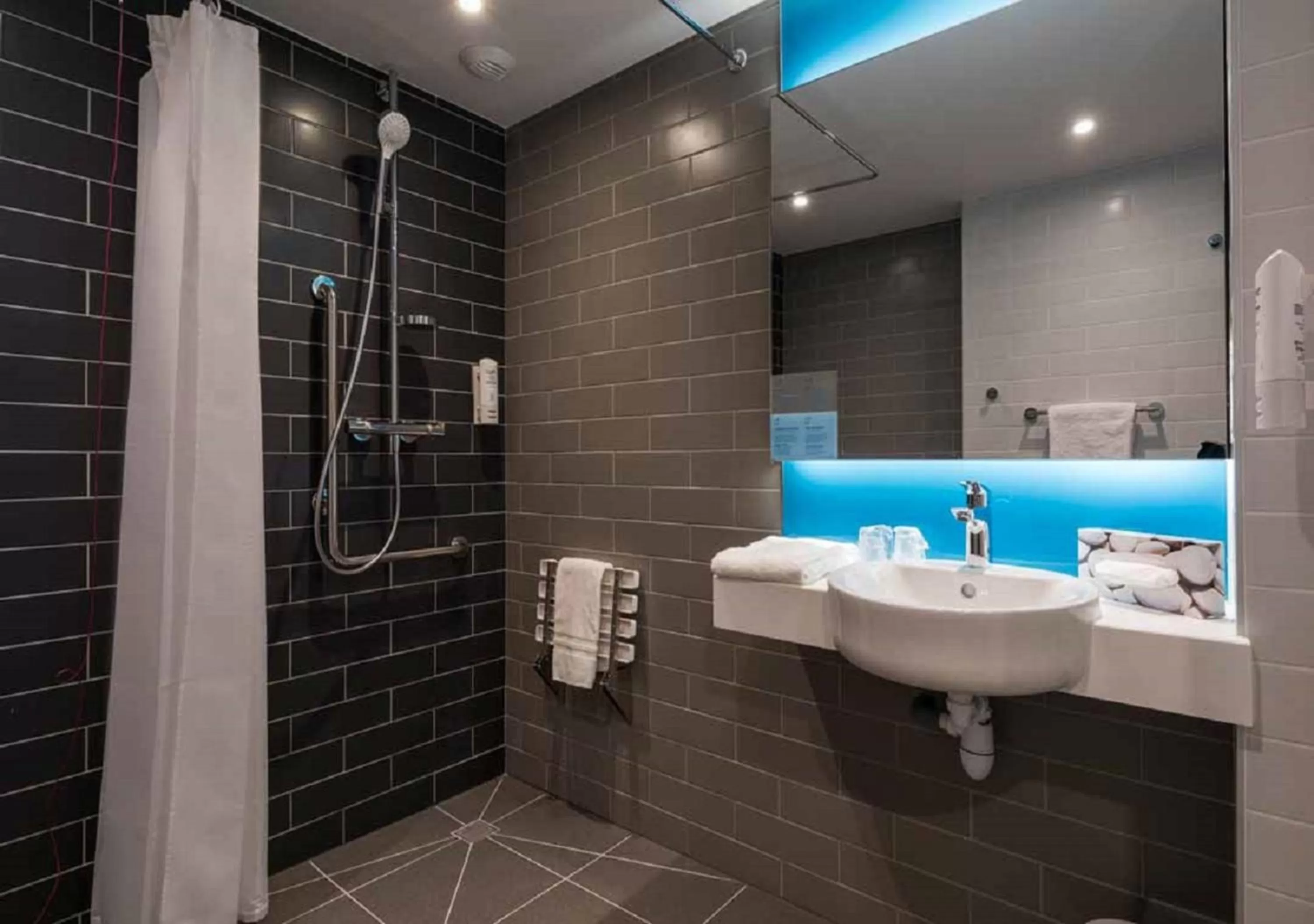 Photo of the whole room in Holiday Inn Express - Paris - CDG Airport by IHG