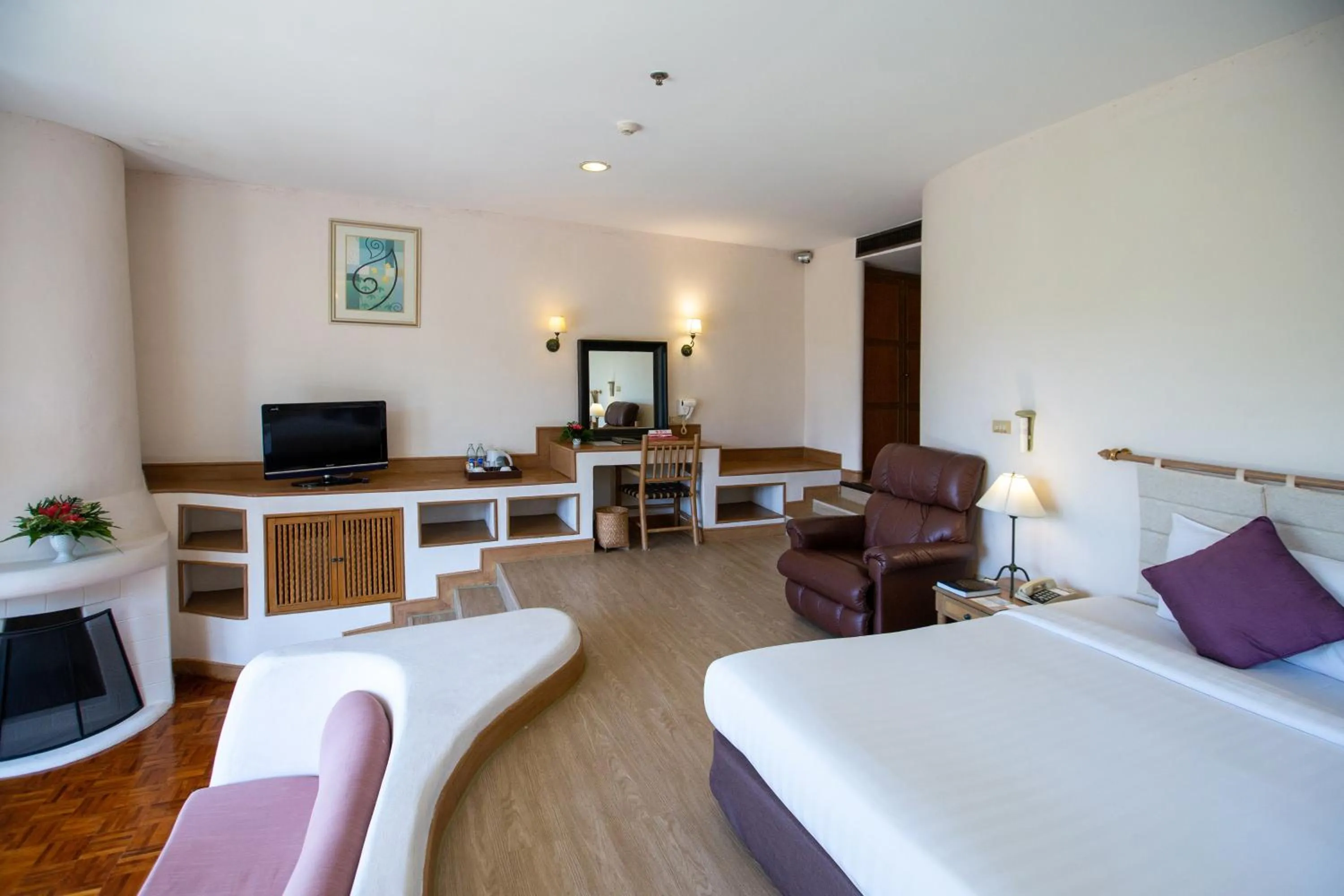 Bed in Imperial Phukaew Hill Resort