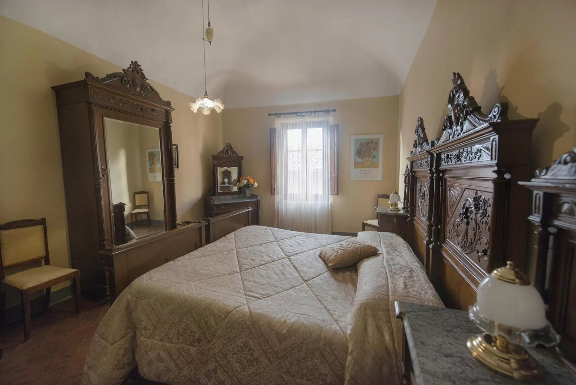 Photo of the whole room, Bed in Residenza D'Epoca Palazzo Buonaccorsi