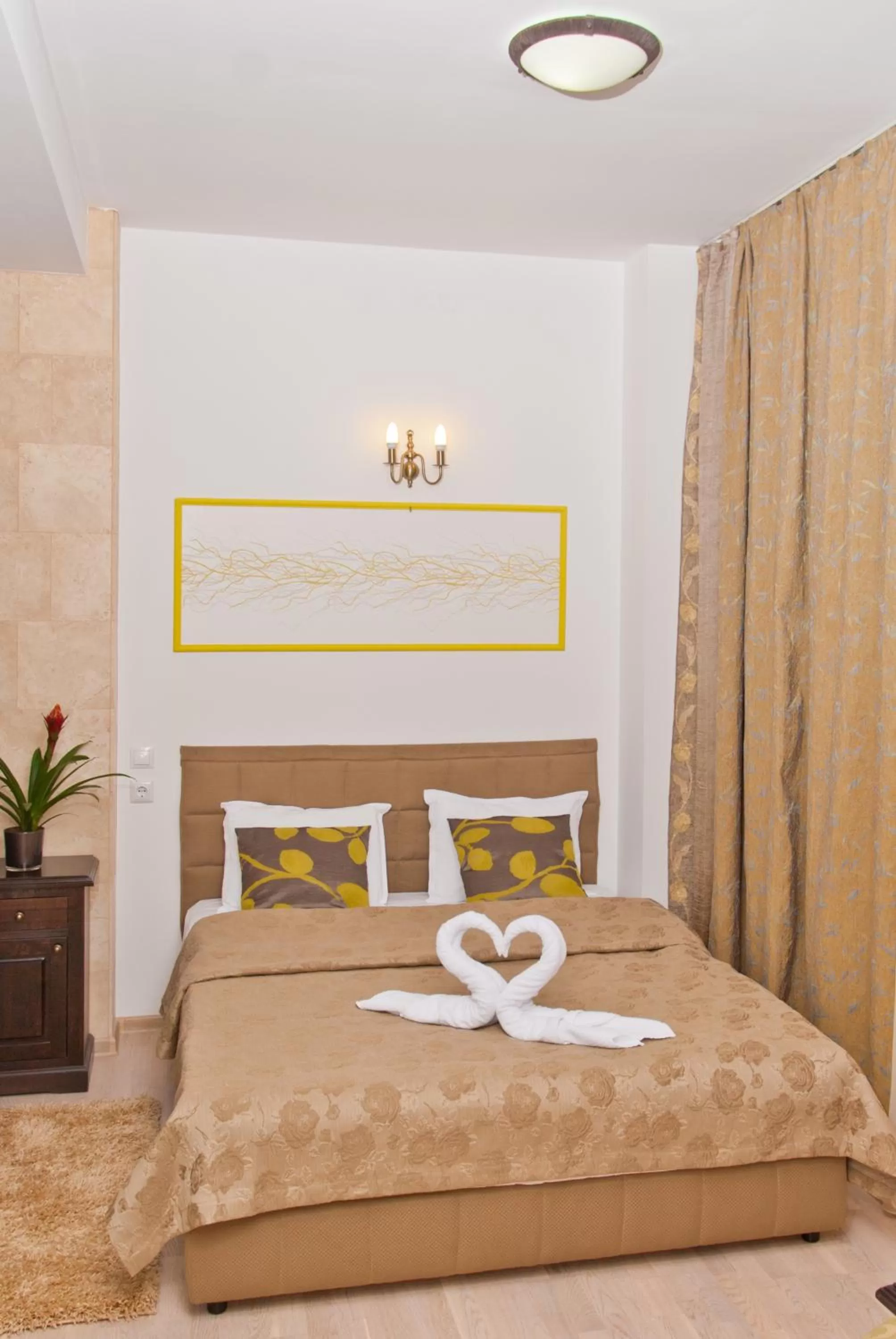 Decorative detail, Bed in Hotel Belleville