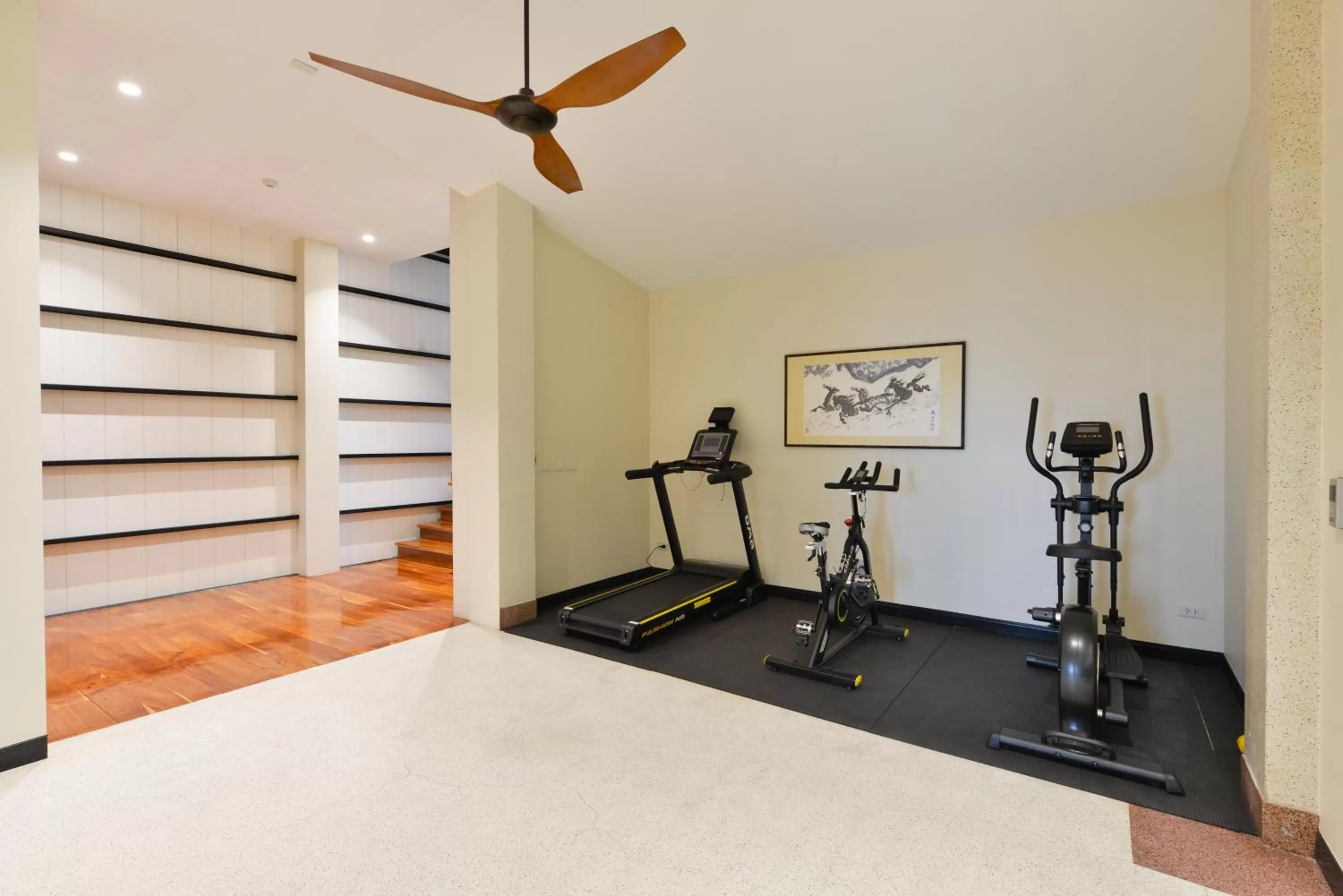 Fitness centre/facilities in Oldthaiheng Hotel