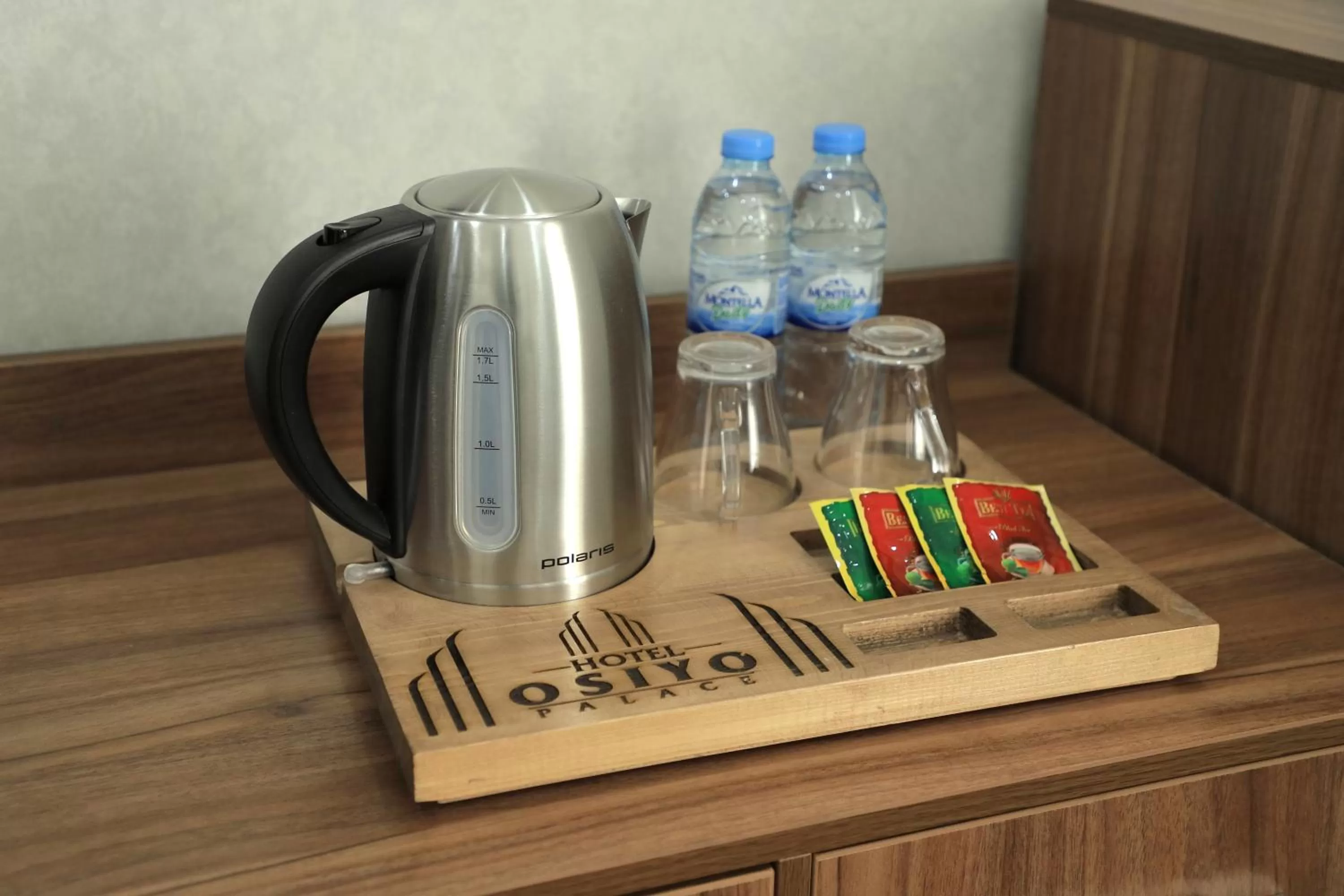 Coffee/tea facilities in Osiyo Palace