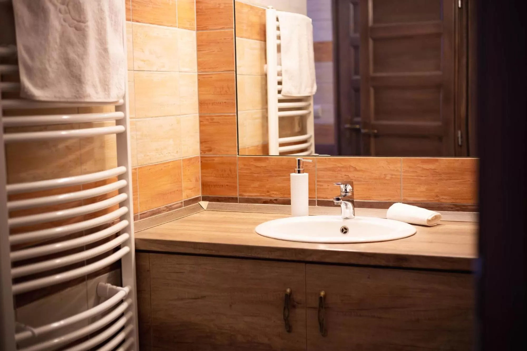 Bathroom in Maya Panzio