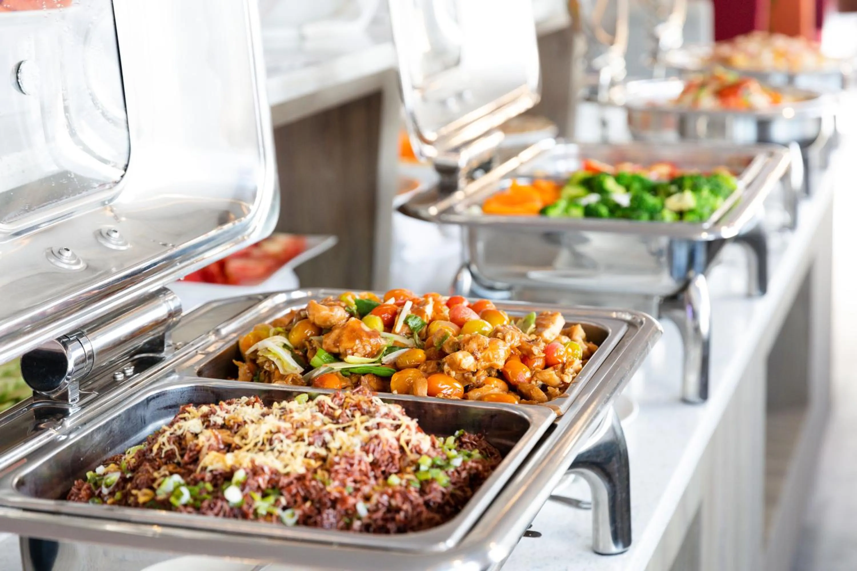 Food and drinks in Maple Leaf Hotel & Apartment