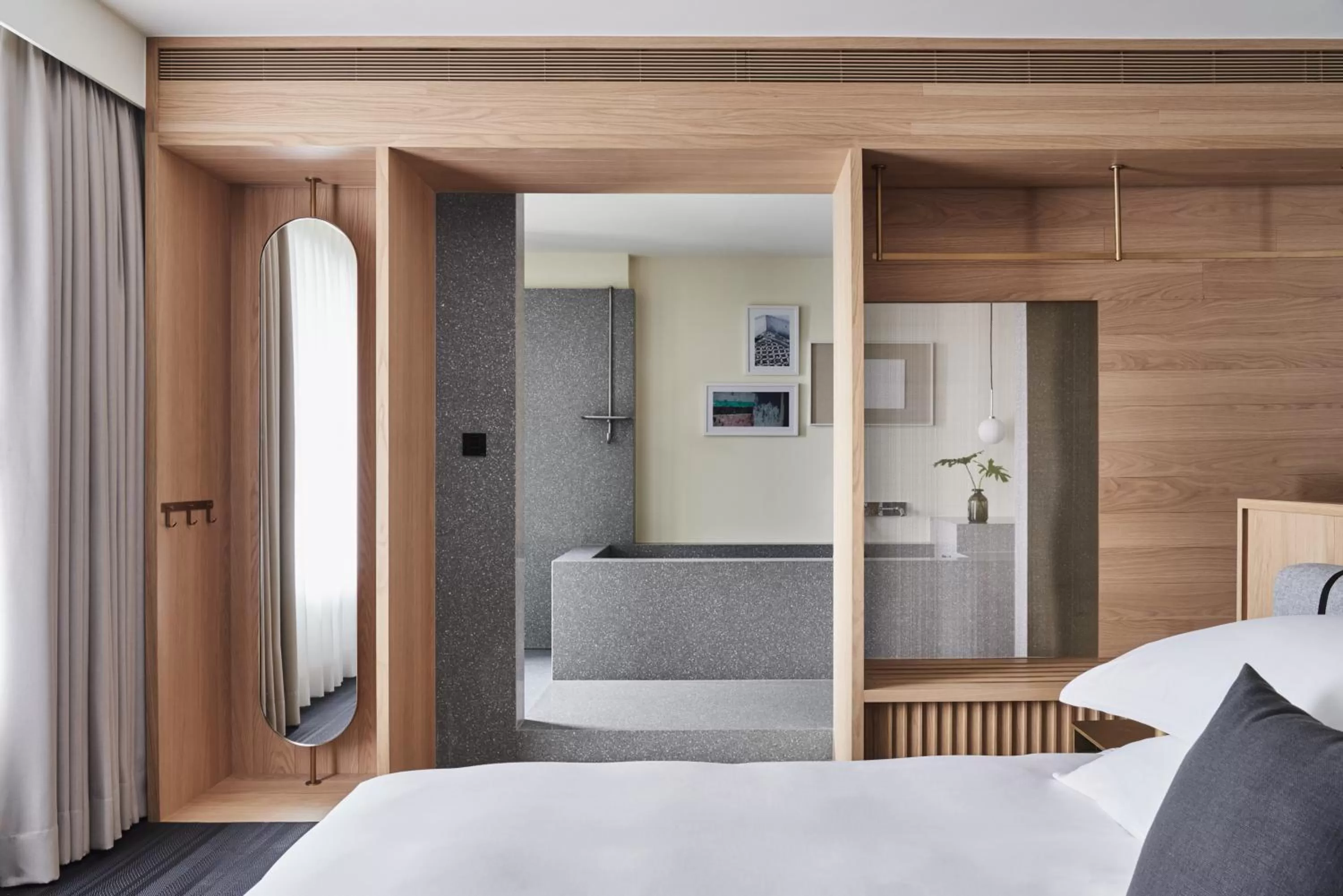 Photo of the whole room, Bed in Kimpton Da An Taipei- an IHG Hotel