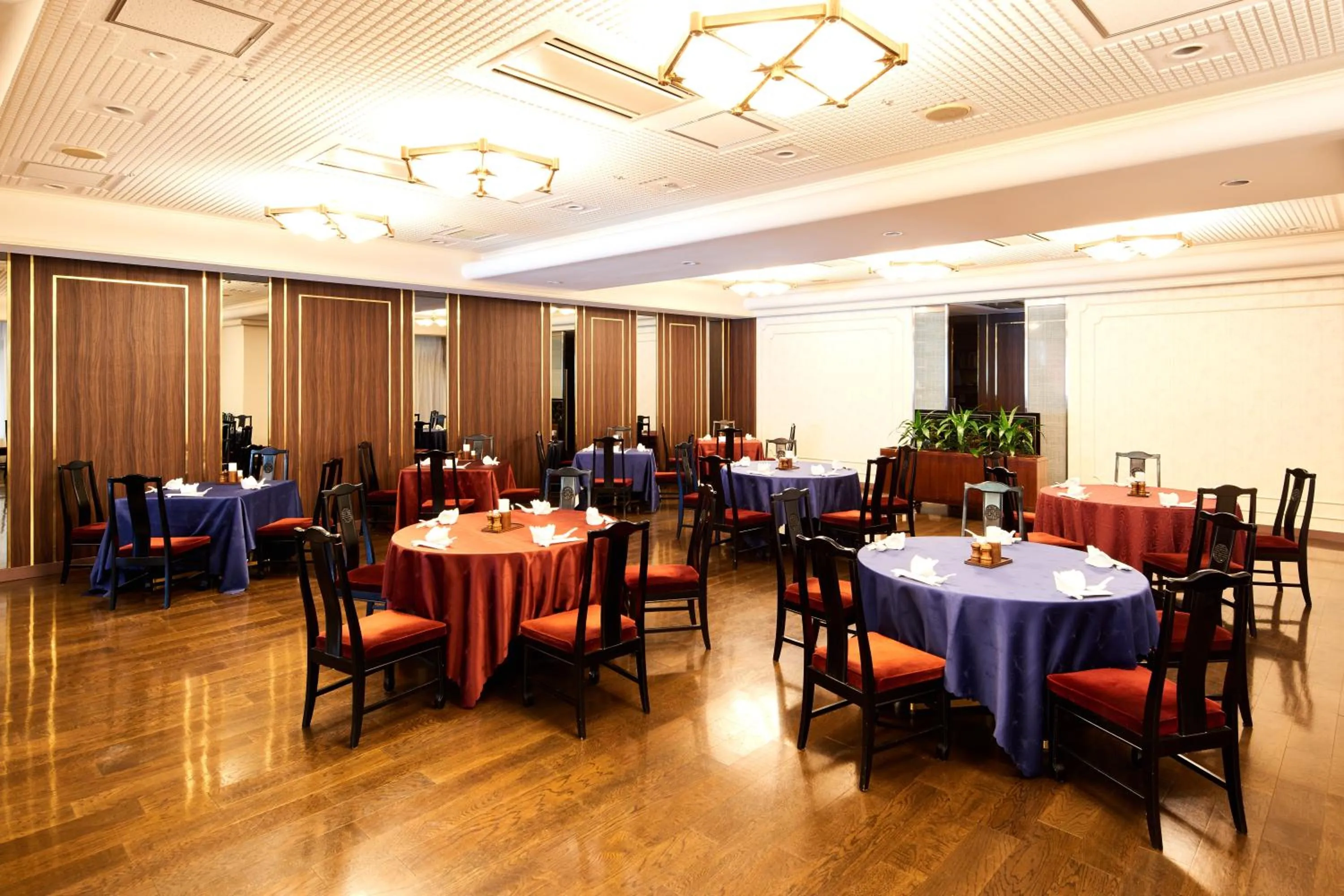 Restaurant/places to eat in Marroad Inn Kumagaya