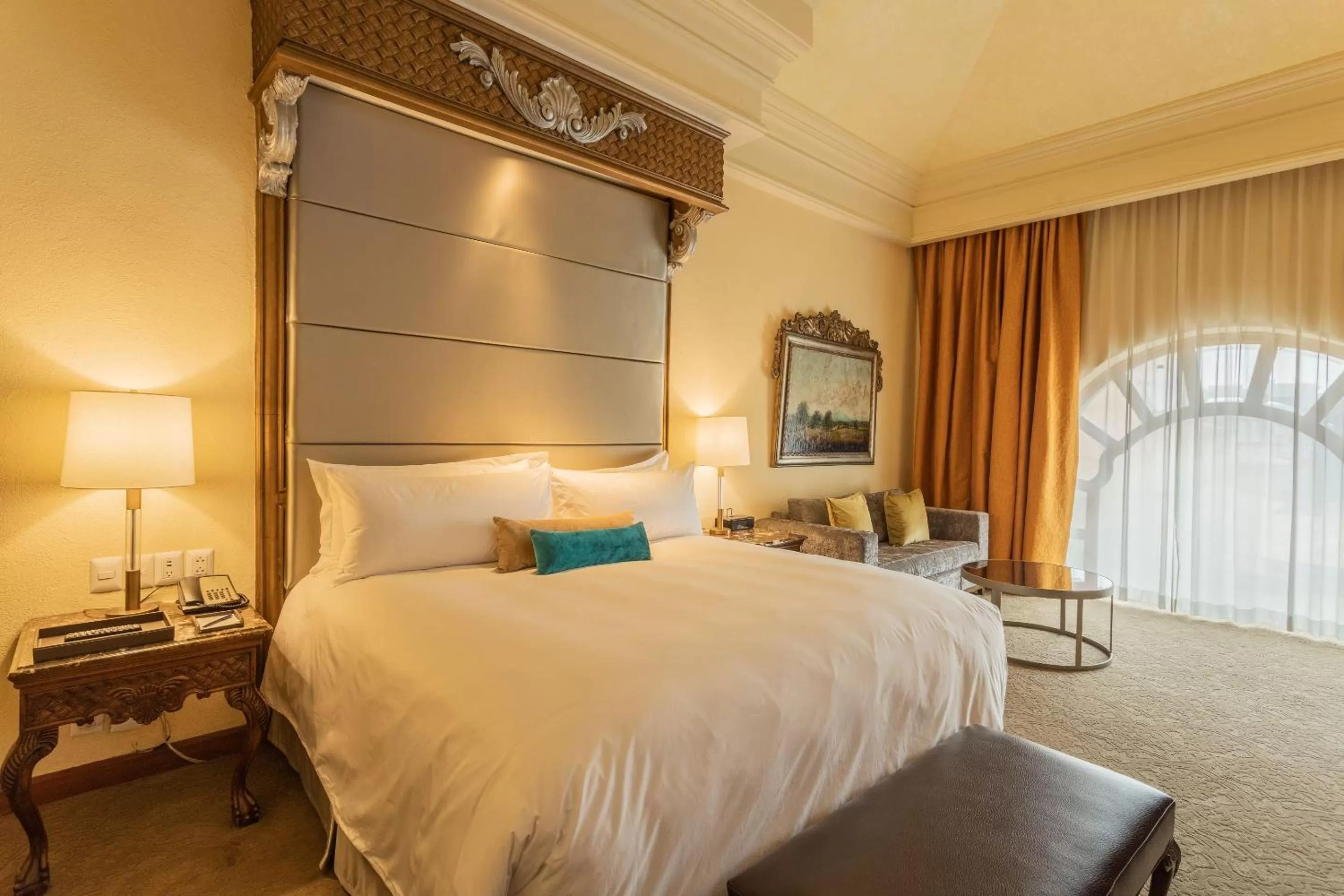 Bedroom, Bed in Quinta Real Monterrey