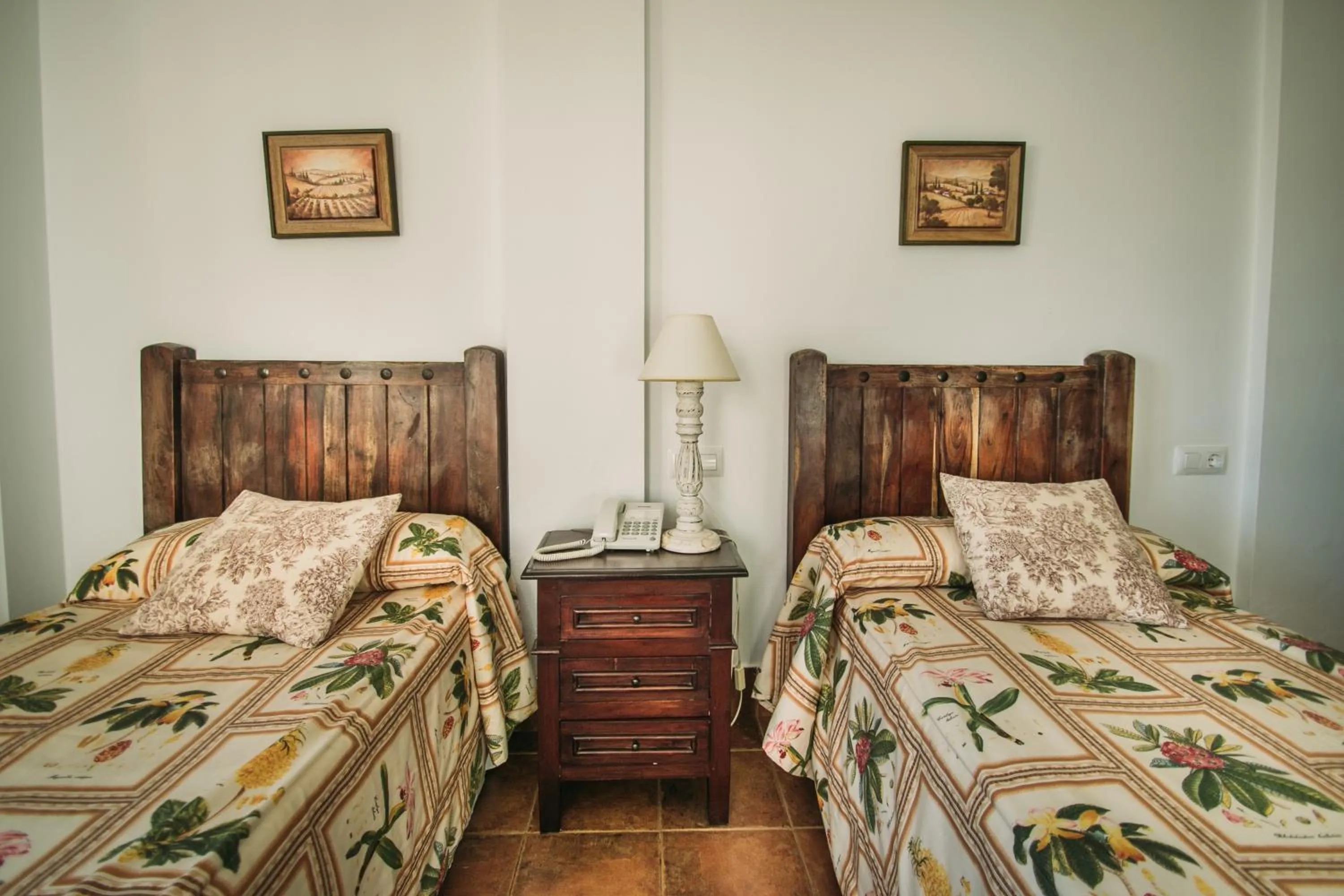 Photo of the whole room, Bed in Hotel Valsequillo