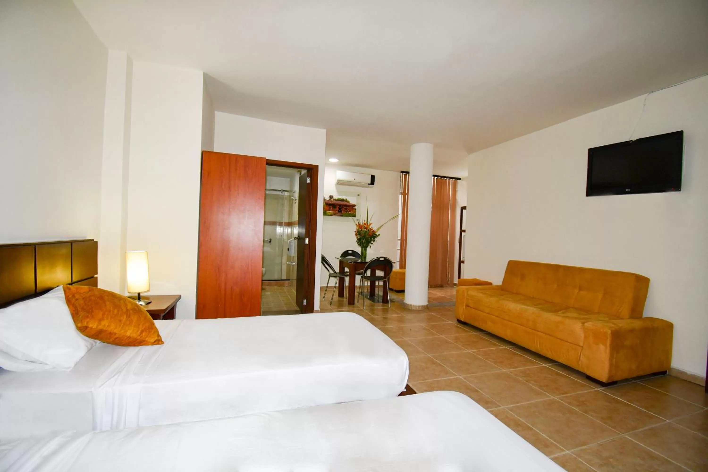 Bed in Hotel Mónaco Armenia