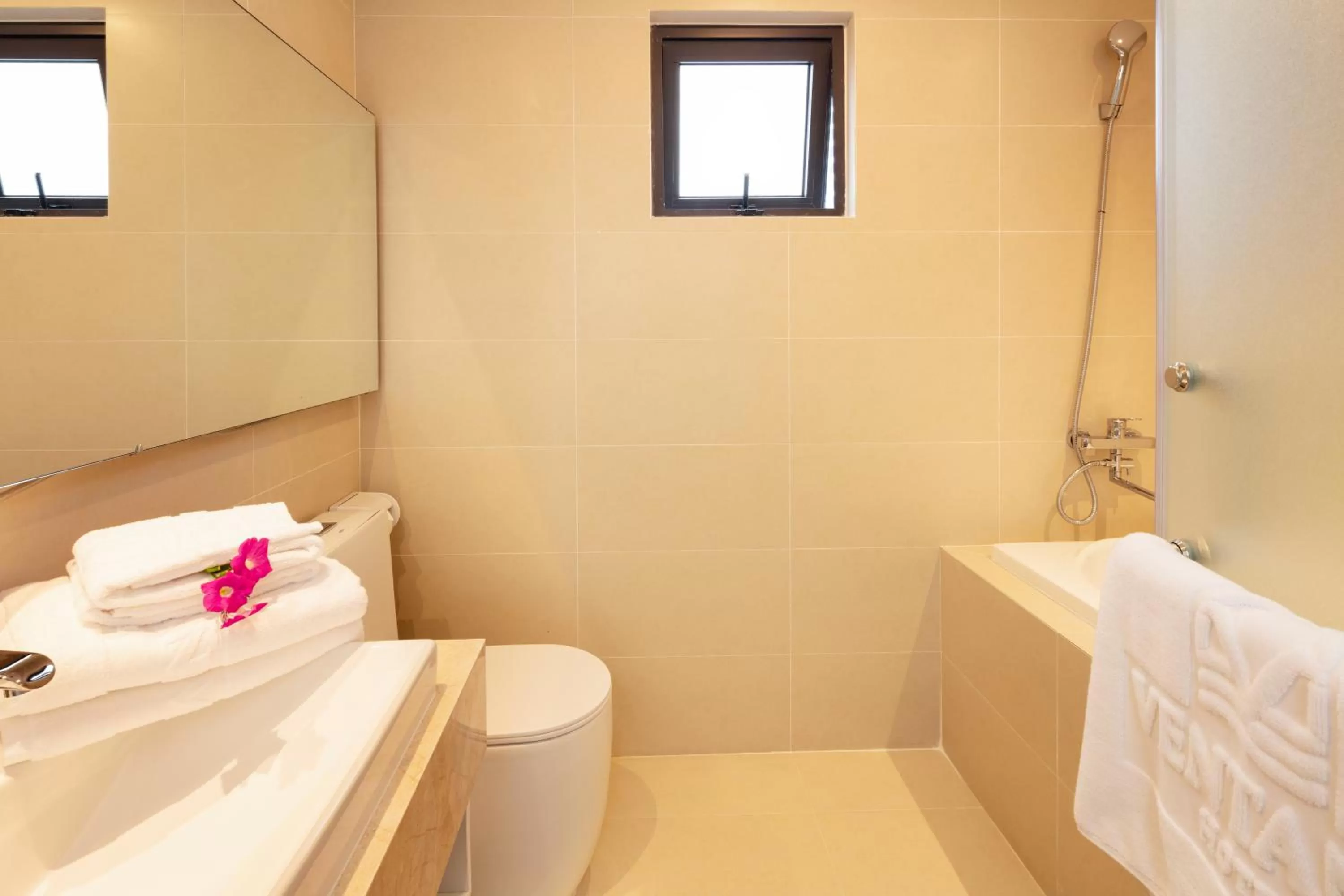 Toilet in VENTANA NHA TRANG HOTEL