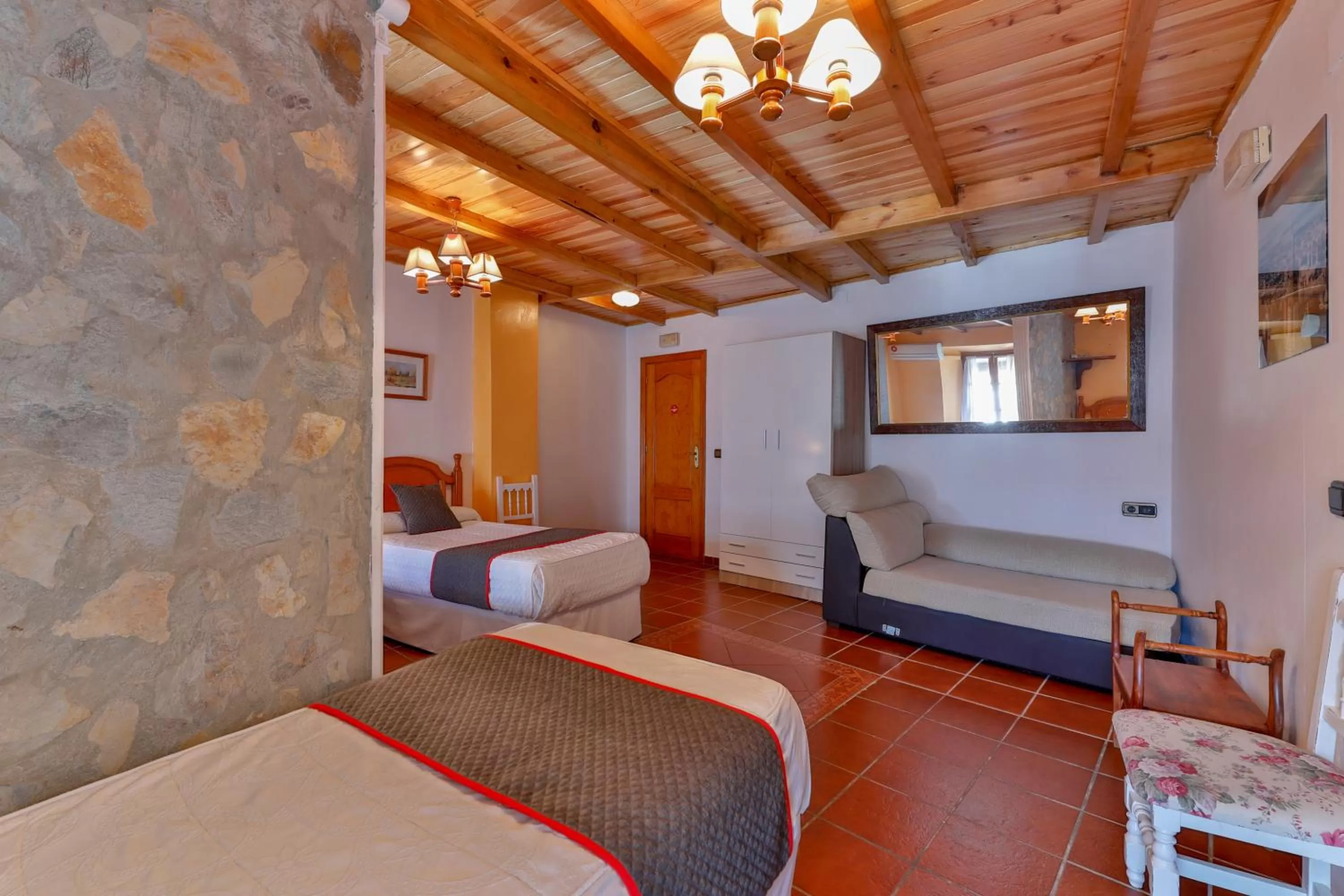 Bedroom, Bed in Hotel Las Palmeras by Vivere Stays