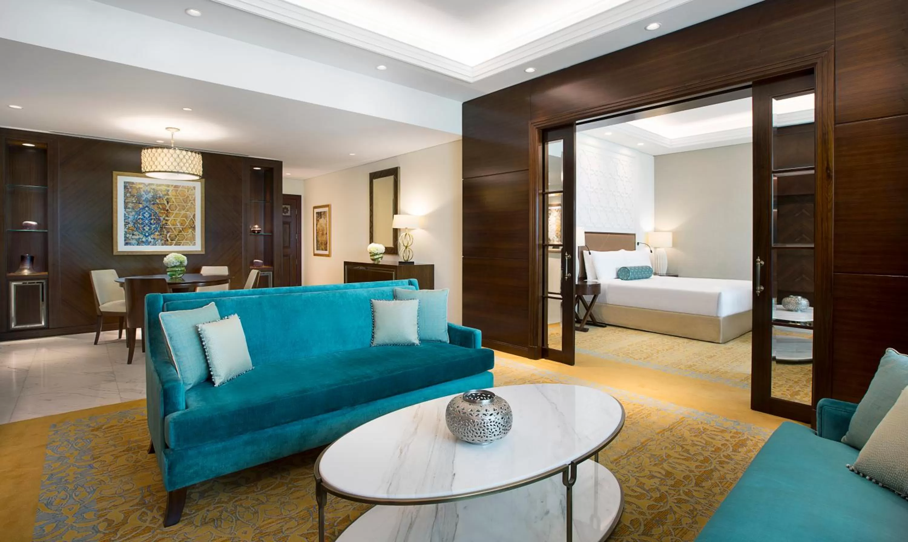 Living room, Bed in The Ritz-Carlton, Dubai